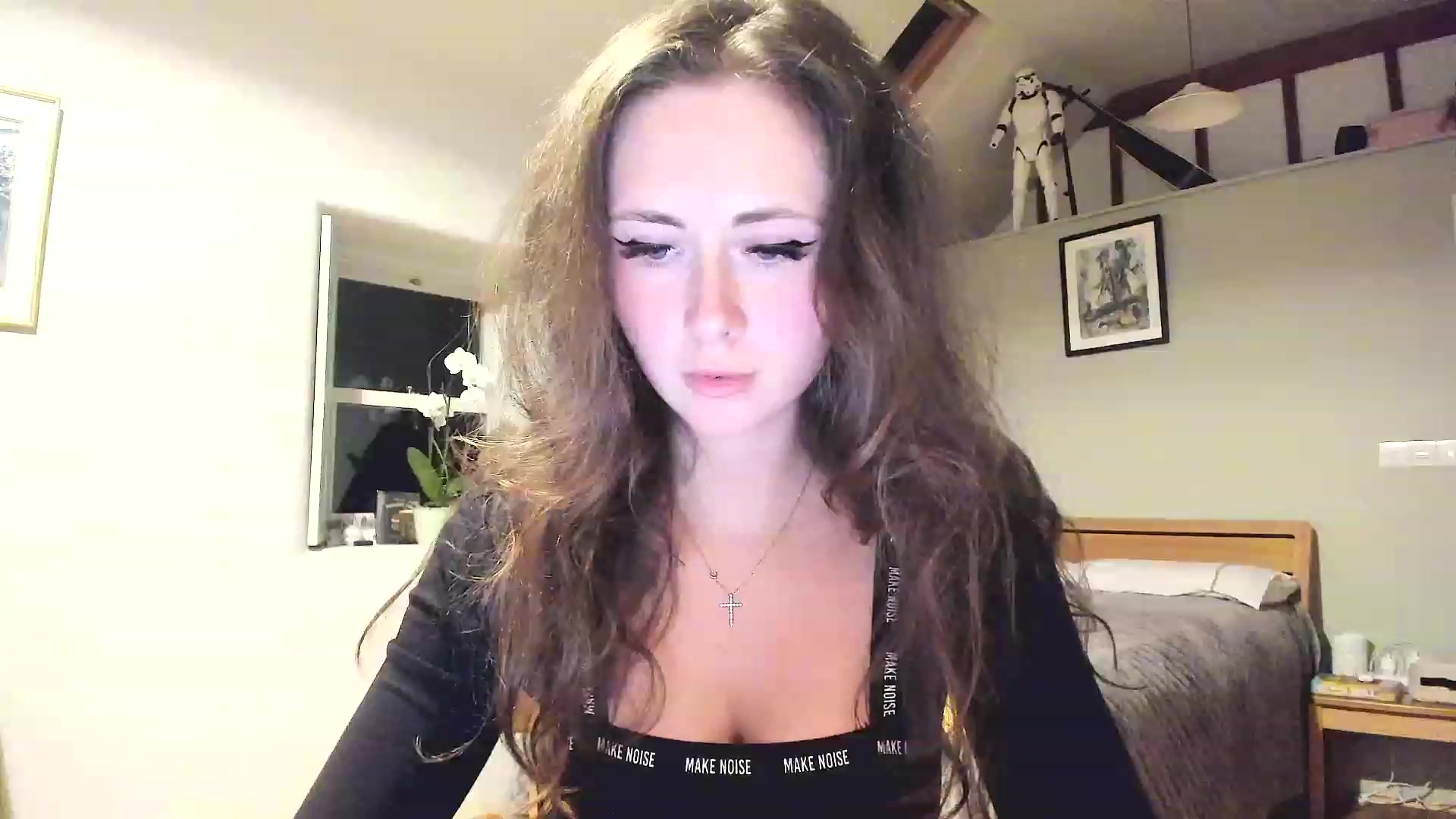 Gallery image thumbnail from Amber_Fry's myfreecams stream on, 02/13/2023, 21:26 image 12 of 20