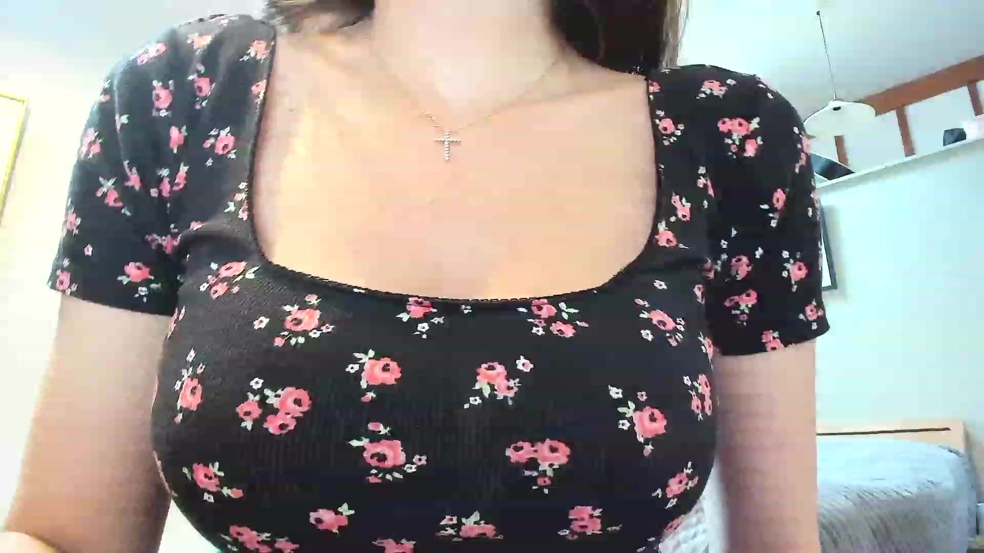Gallery image thumbnail from Amber_Fry's myfreecams stream on, 02/14/2023, 12:16 image 18 of 20