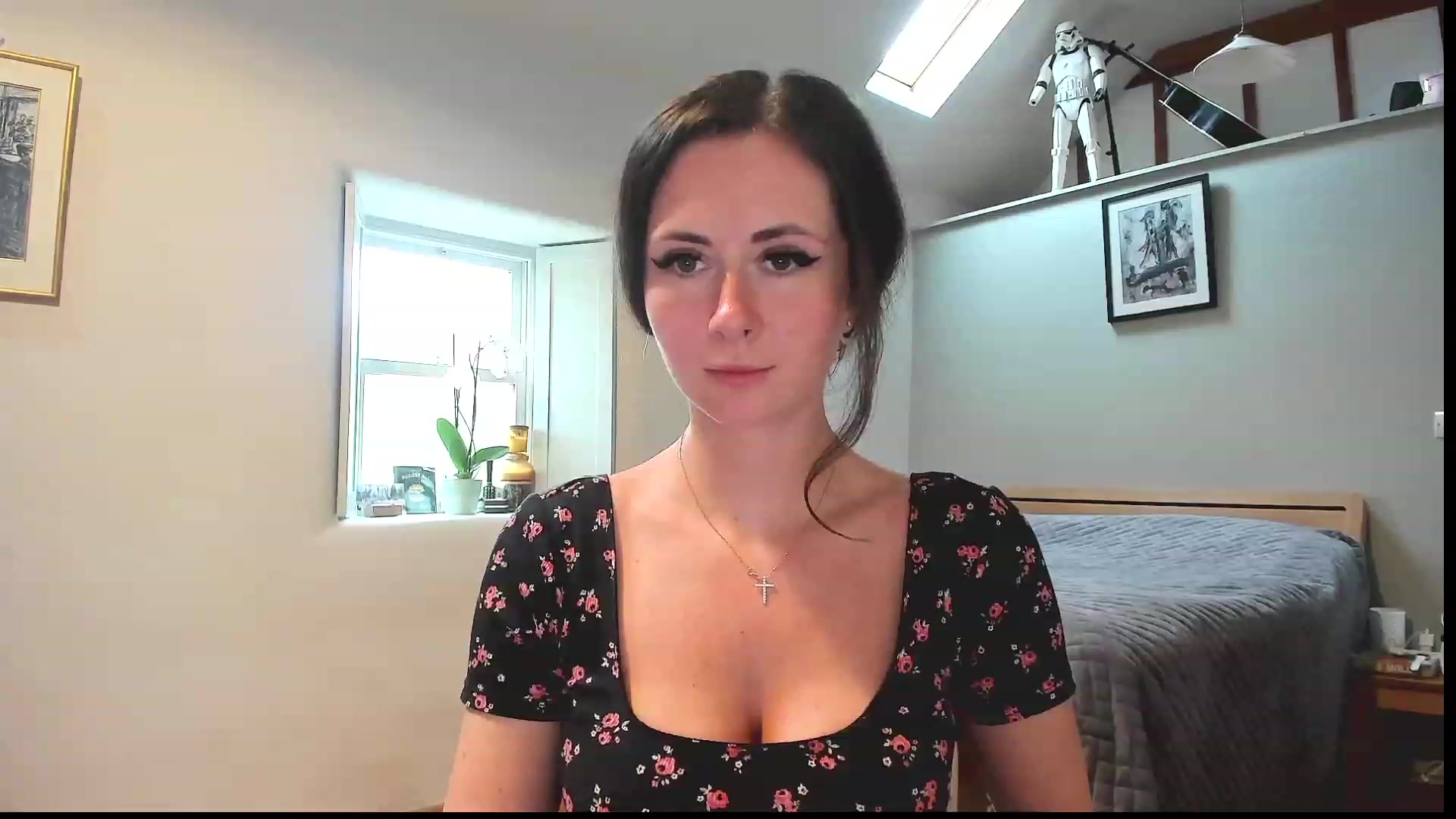 Gallery image thumbnail from Amber_Fry's myfreecams stream on, 02/14/2023, 14:37 image 7 of 20