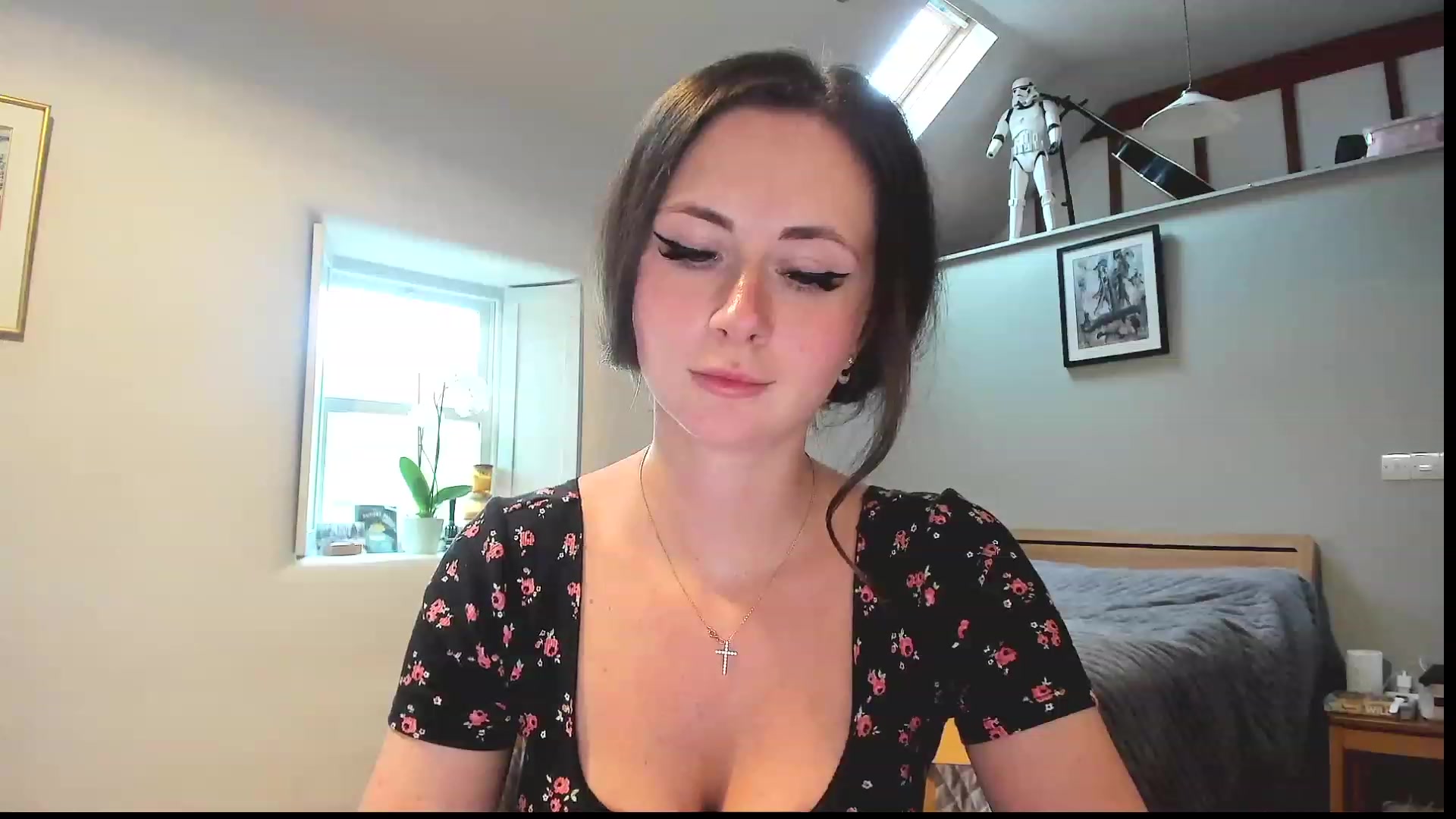 Gallery image thumbnail from Amber_Fry's myfreecams stream on, 02/14/2023, 15:57 image 14 of 20