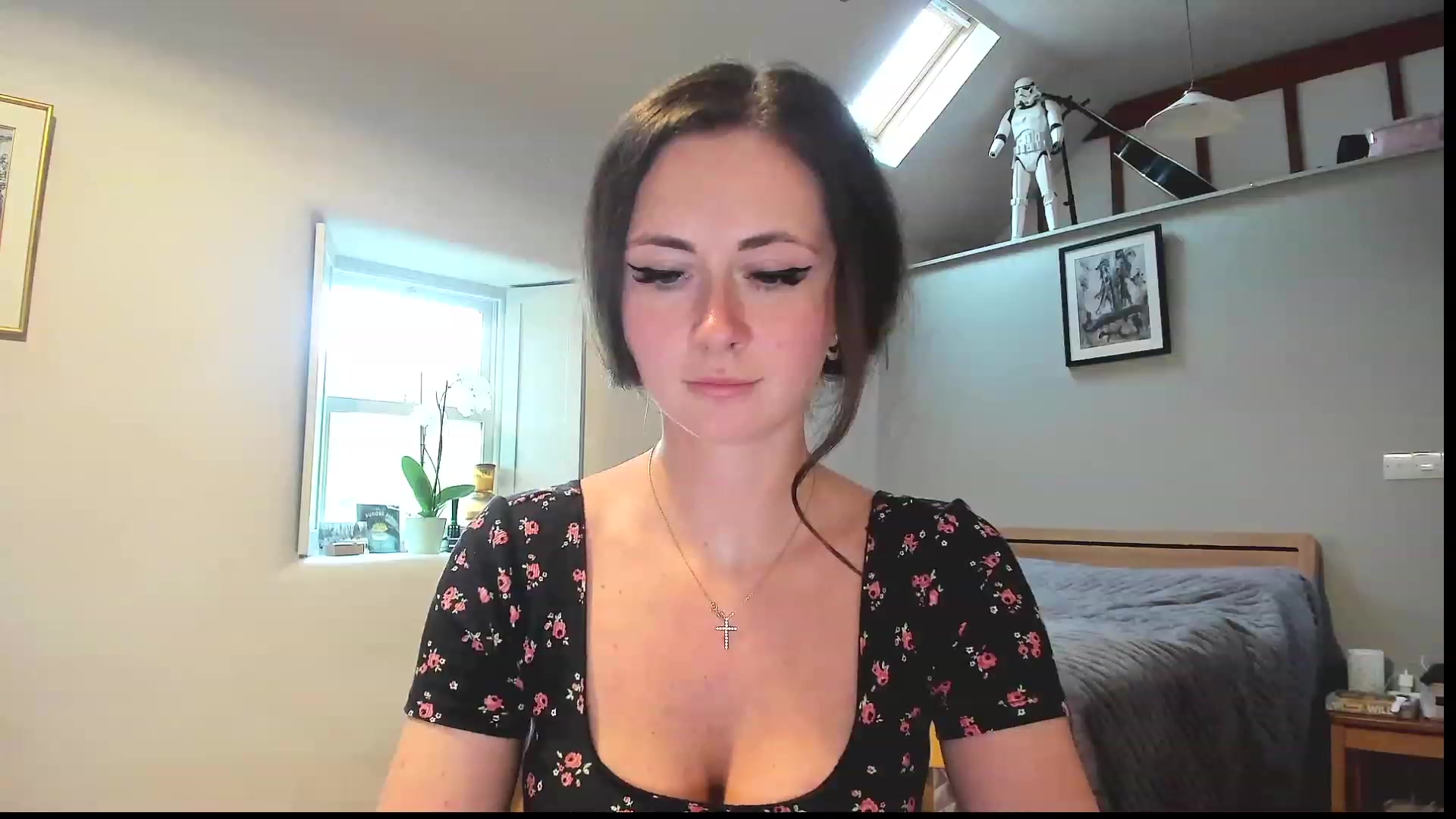 Gallery image thumbnail from Amber_Fry's myfreecams stream on, 02/14/2023, 15:57 image 19 of 20