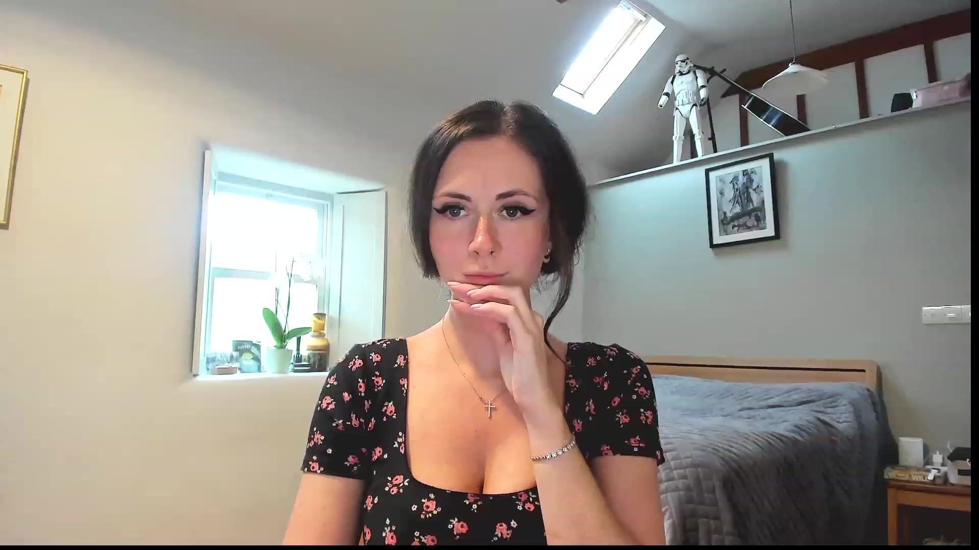 Gallery image thumbnail from Amber_Fry's myfreecams stream on, 02/14/2023, 15:57 image 8 of 20