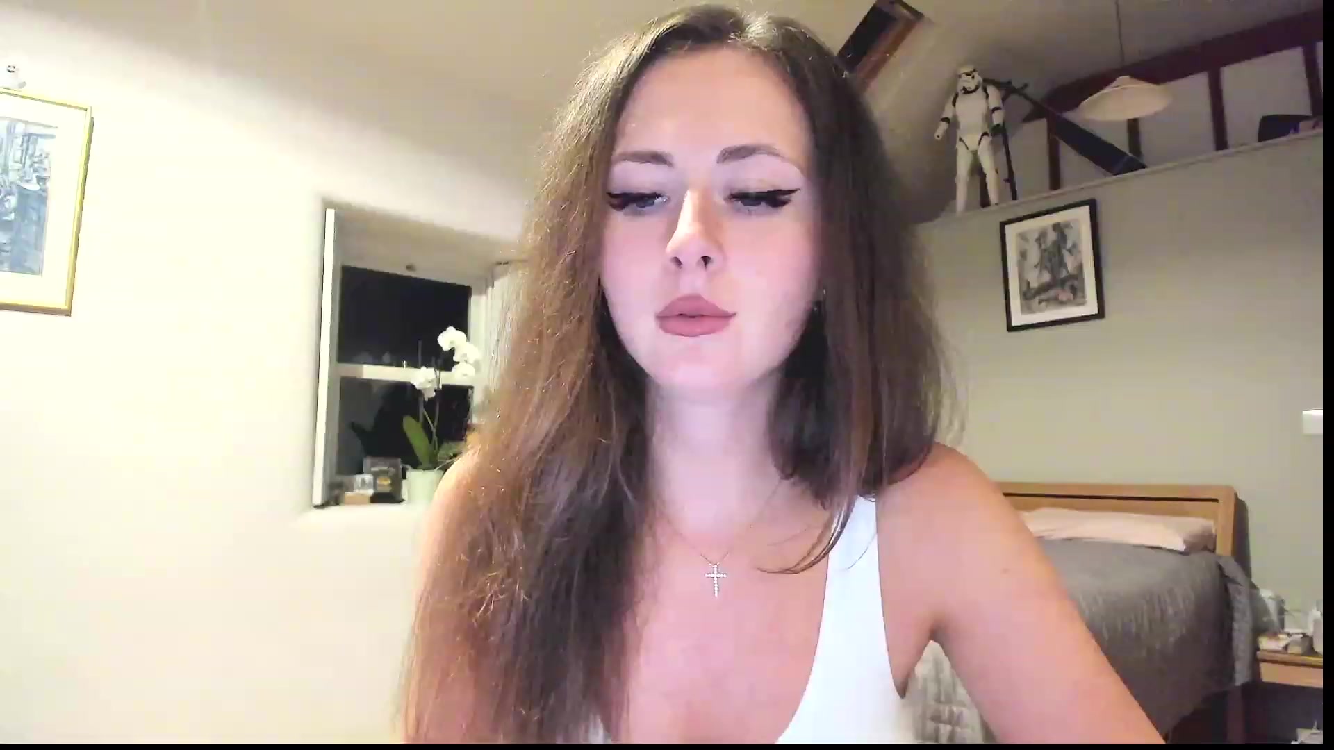 Gallery image thumbnail from Amber_Fry's myfreecams stream on, 02/15/2023, 21:41 image 4 of 20