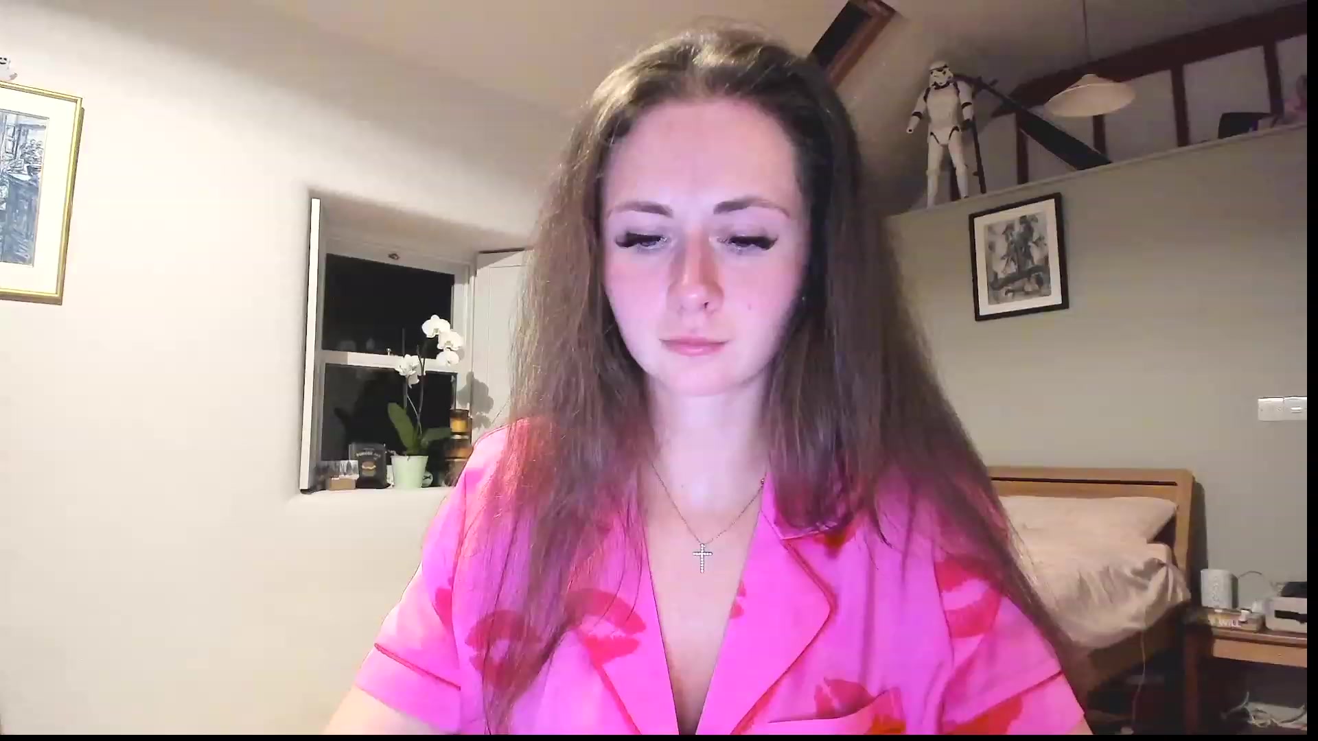 Gallery image thumbnail from Amber_Fry's myfreecams stream on, 02/17/2023, 22:00 image 12 of 20