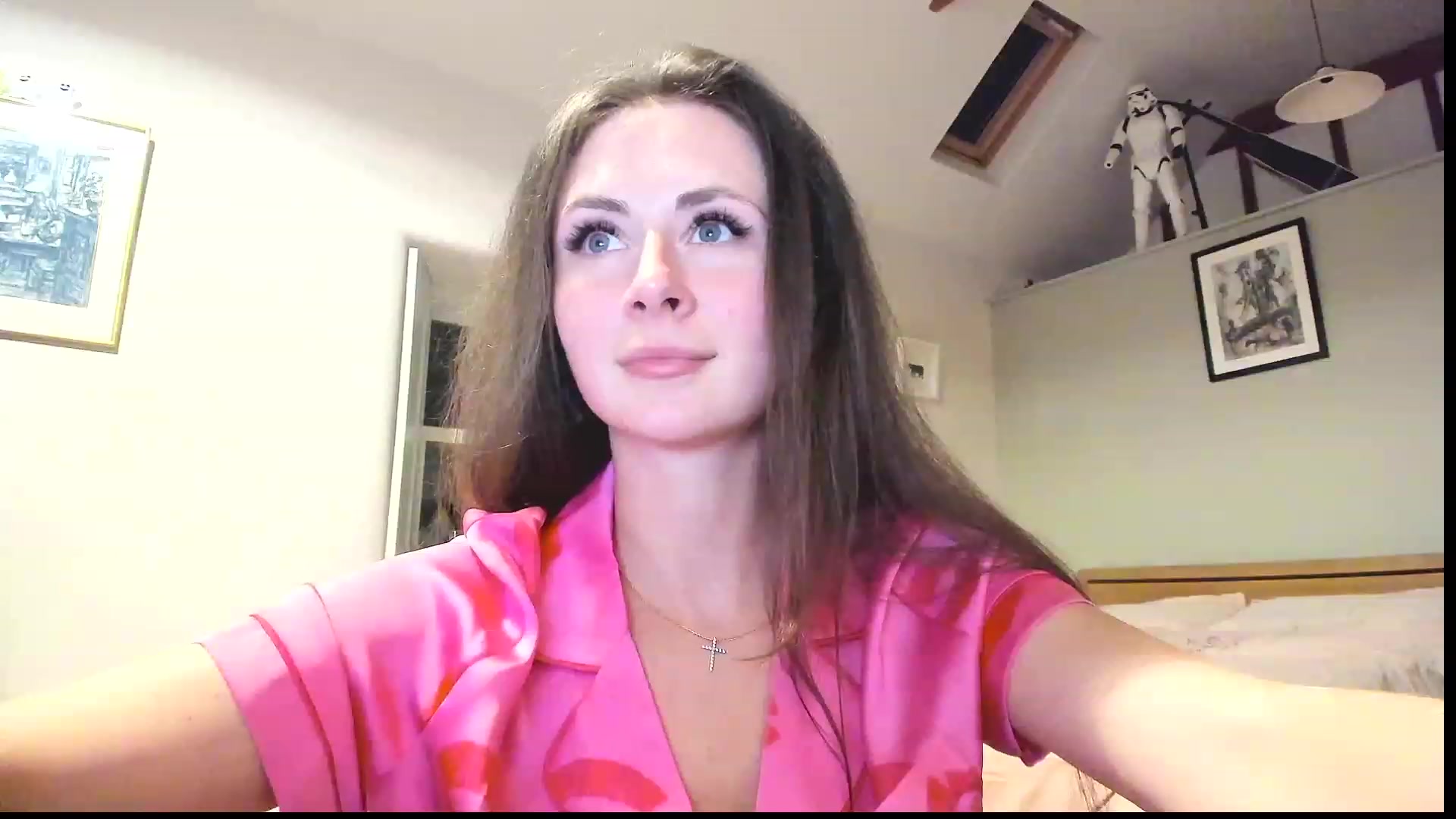 Gallery image thumbnail from Amber_Fry's myfreecams stream on, 02/17/2023, 22:00 image 18 of 20