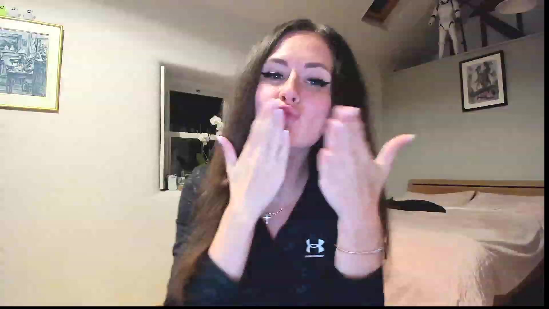 Gallery image thumbnail from Amber_Fry's myfreecams stream on, 02/20/2023, 20:54 image 4 of 20