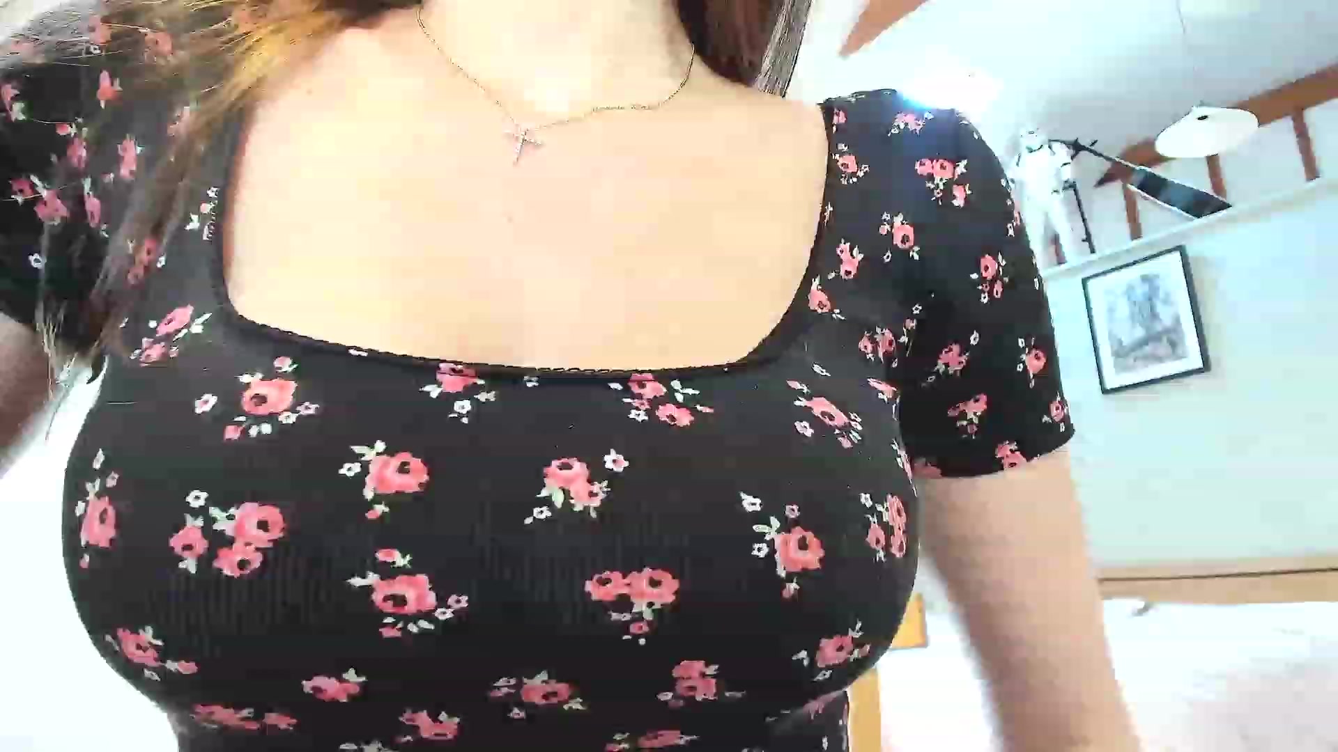Gallery image thumbnail from Amber_Fry's myfreecams stream on, 02/25/2023, 14:58 image 8 of 20