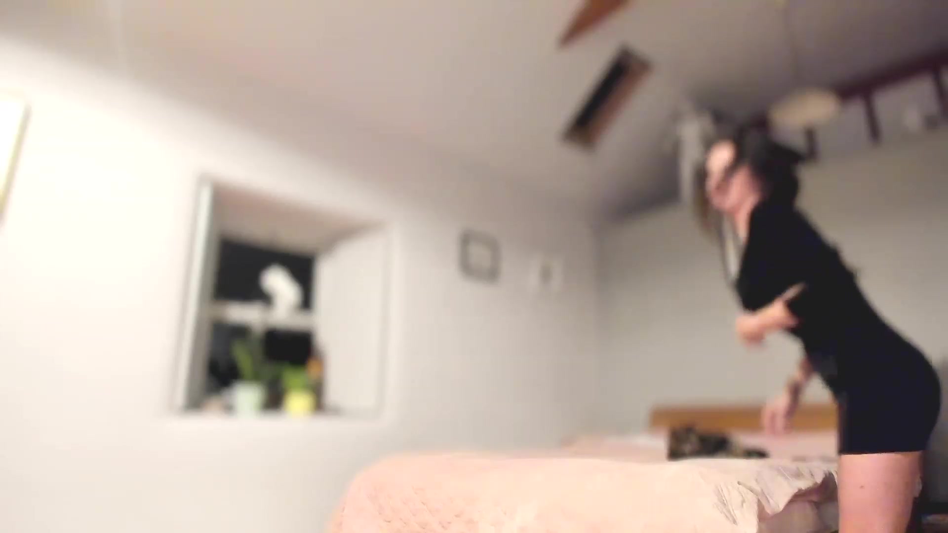 Gallery image thumbnail from Amber_Fry's myfreecams stream on, 03/03/2023, 22:53 image 11 of 20