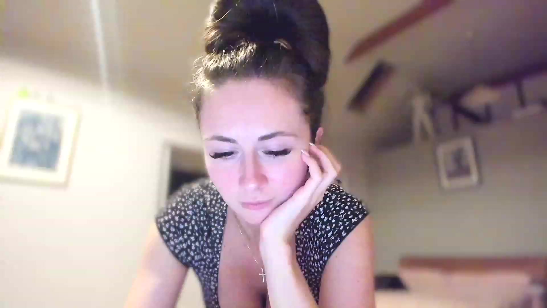 Gallery image thumbnail from Amber_Fry's myfreecams stream on, 03/06/2023, 23:40 image 14 of 20