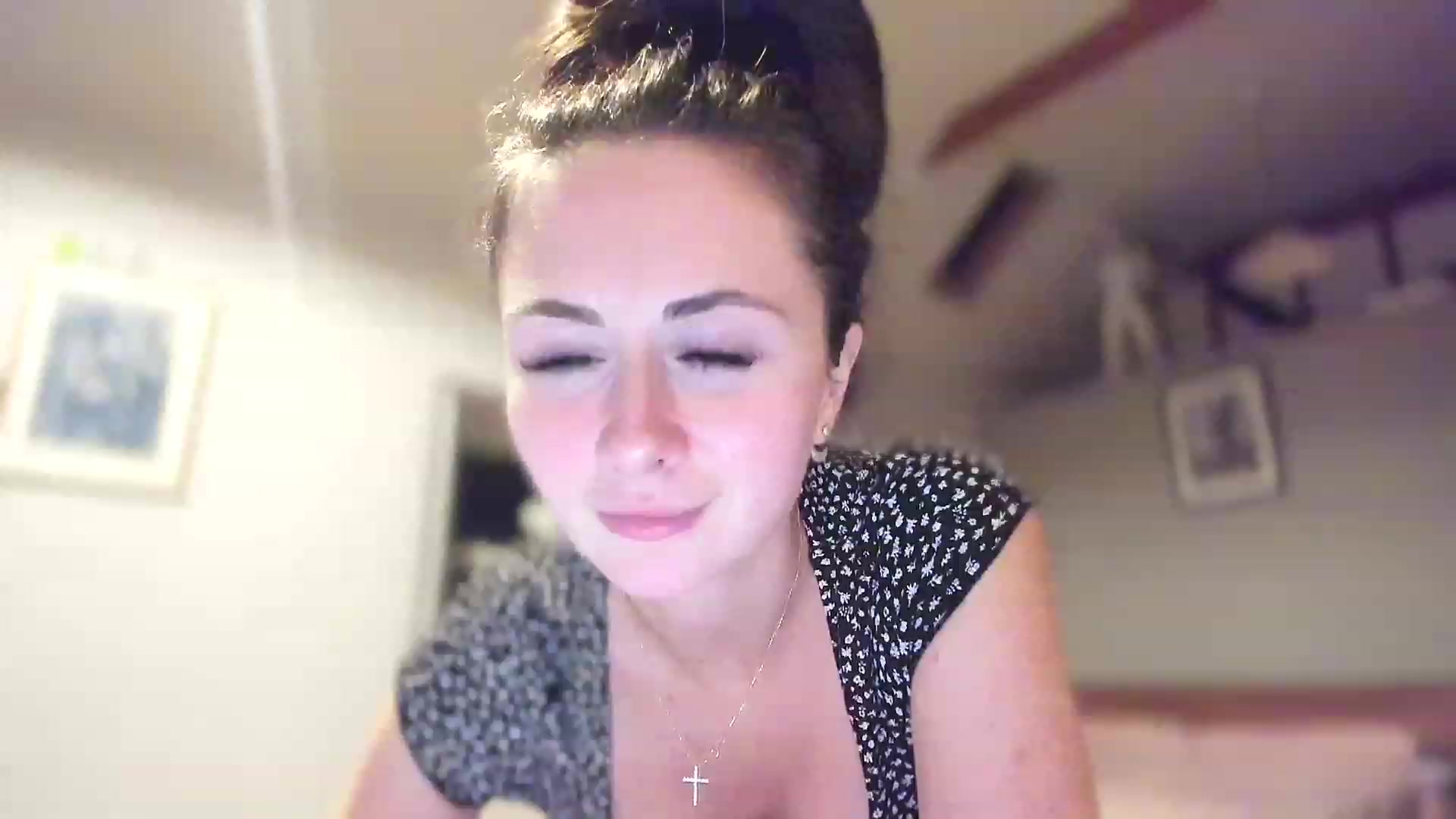 Gallery image thumbnail from Amber_Fry's myfreecams stream on, 03/06/2023, 23:40 image 20 of 20
