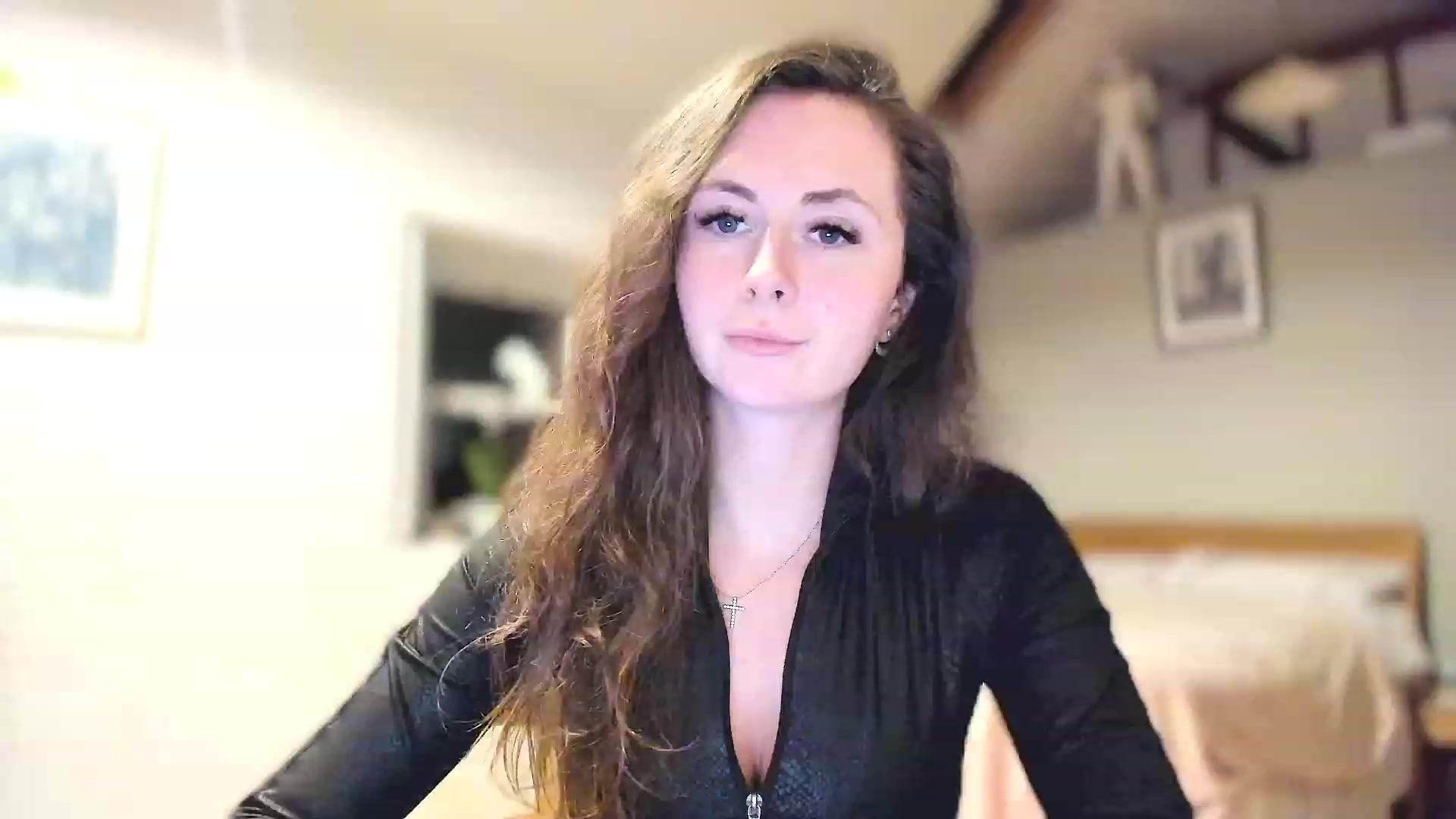 Gallery image thumbnail from Amber_Fry's myfreecams stream on, 03/08/2023, 23:35 image 4 of 20