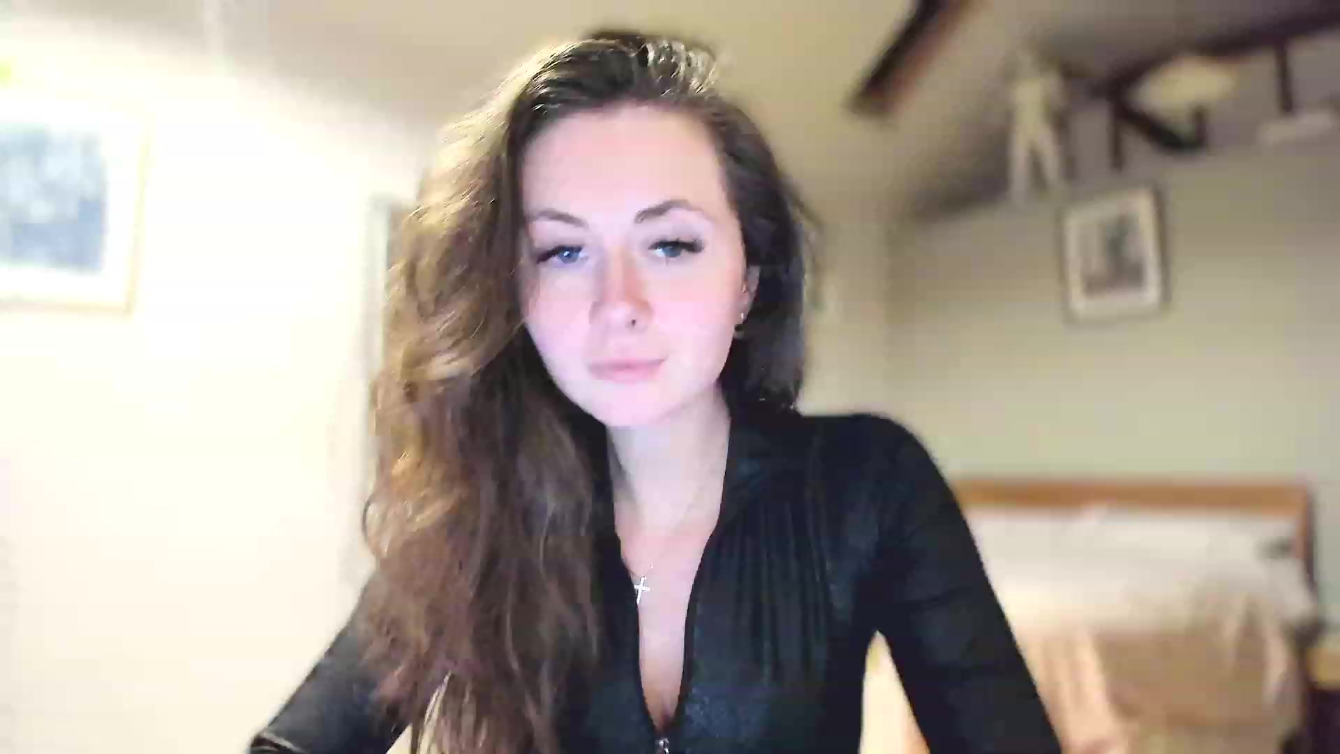 Gallery image thumbnail from Amber_Fry's myfreecams stream on, 03/08/2023, 23:35 image 15 of 20