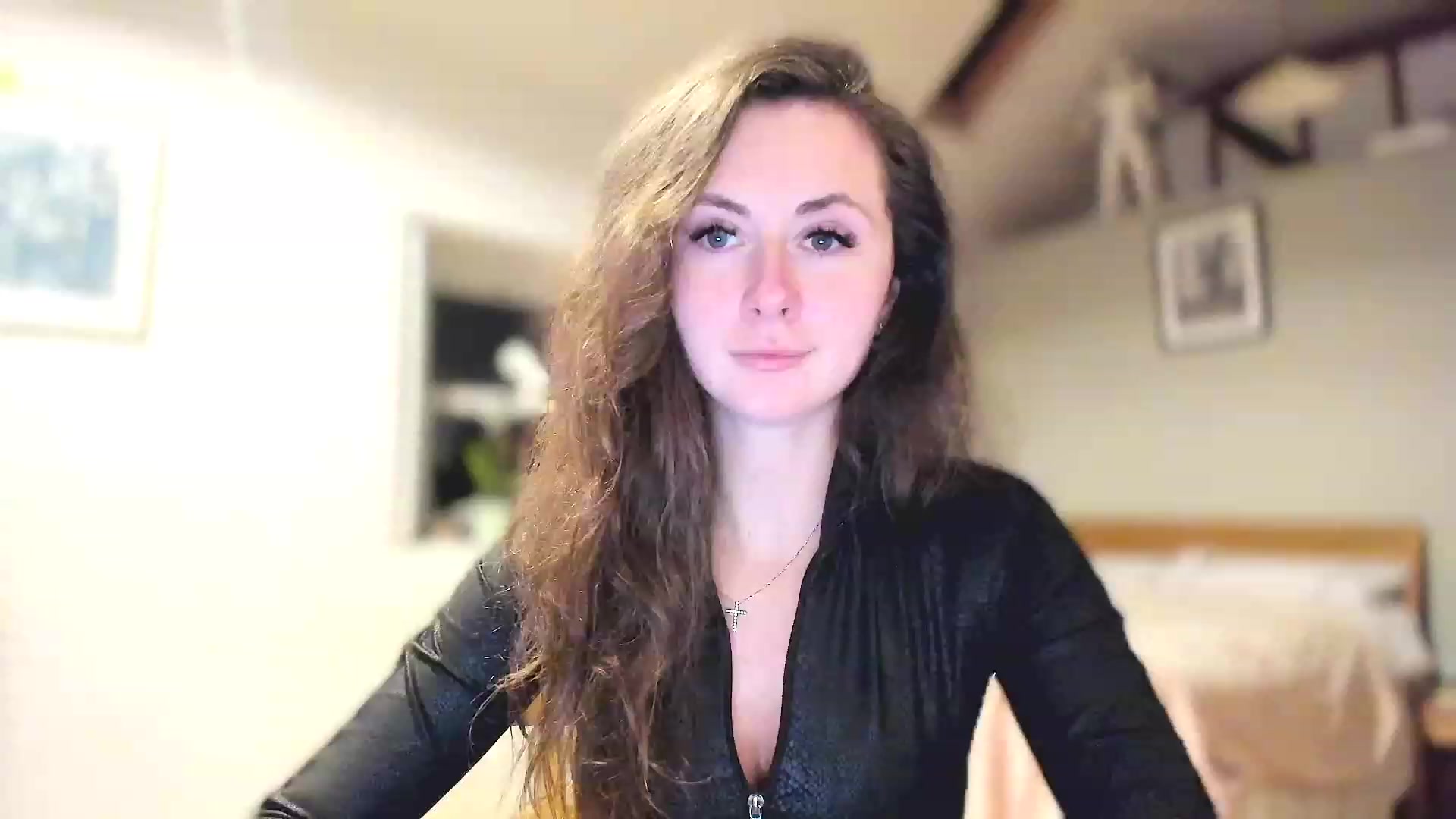 Gallery image thumbnail from Amber_Fry's myfreecams stream on, 03/08/2023, 23:35 image 6 of 20