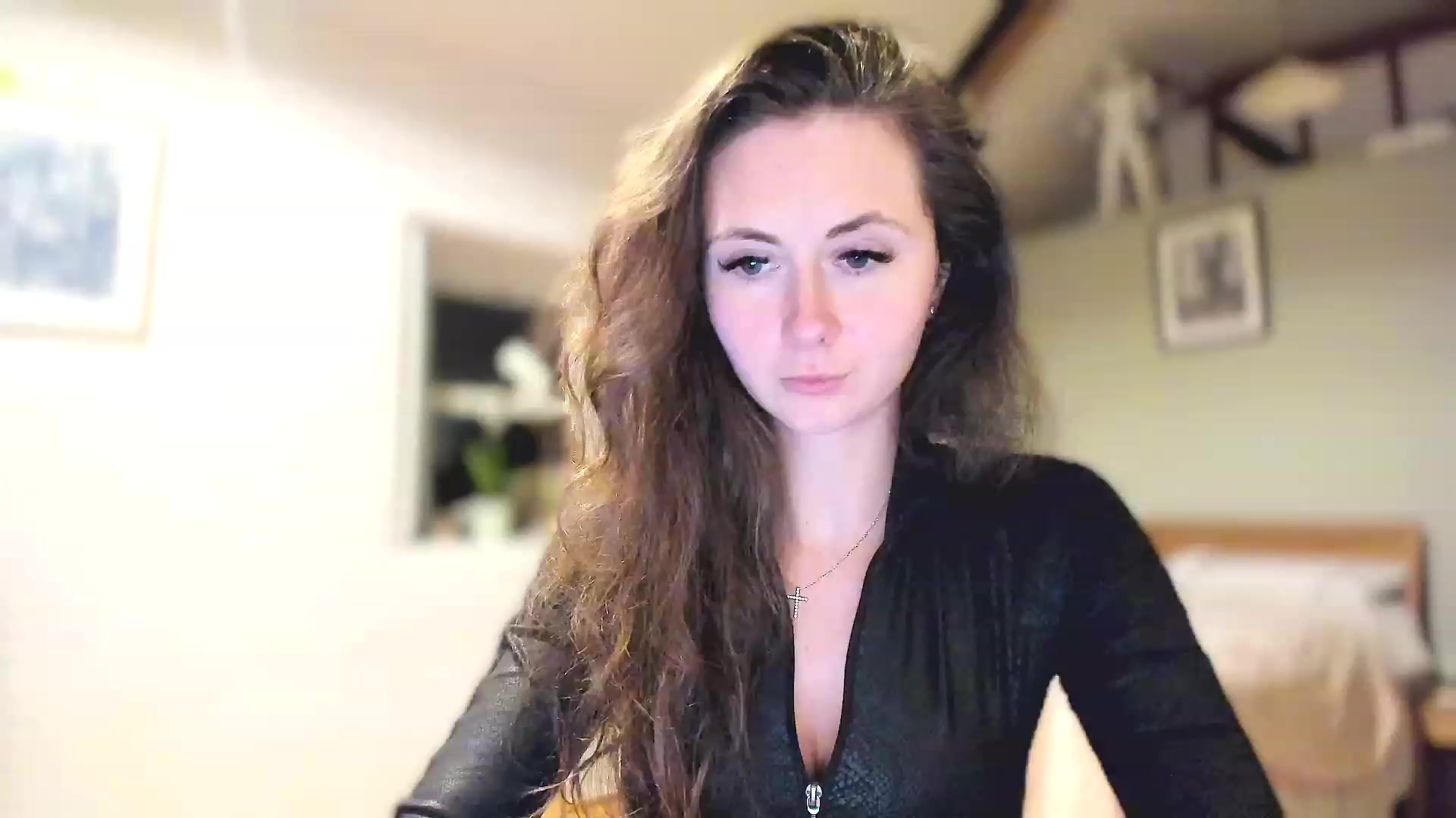 Gallery image thumbnail from Amber_Fry's myfreecams stream on, 03/08/2023, 23:35 image 13 of 20