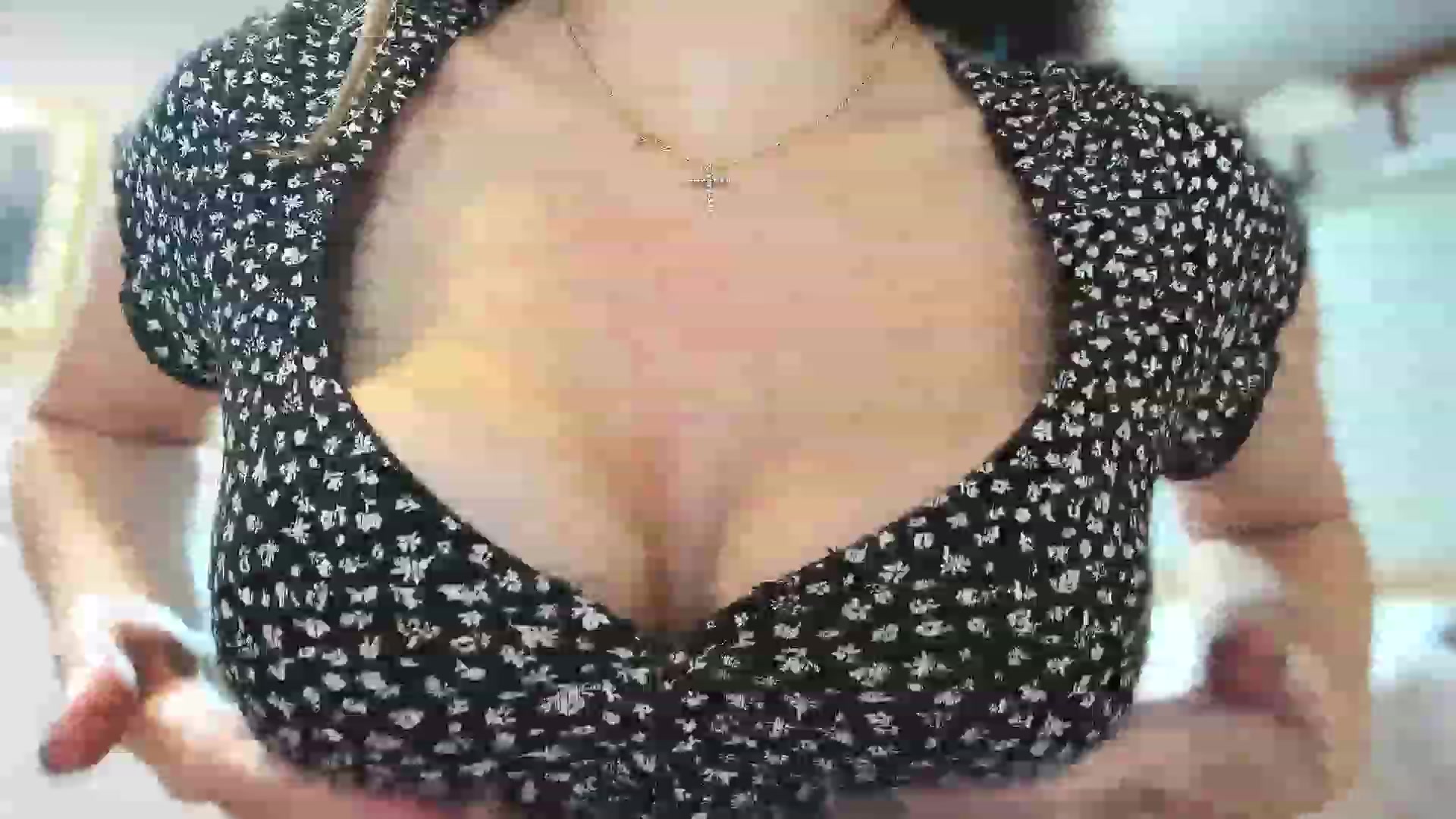Gallery image thumbnail from Amber_Fry's myfreecams stream on, 03/11/2023, 15:23 image 3 of 20