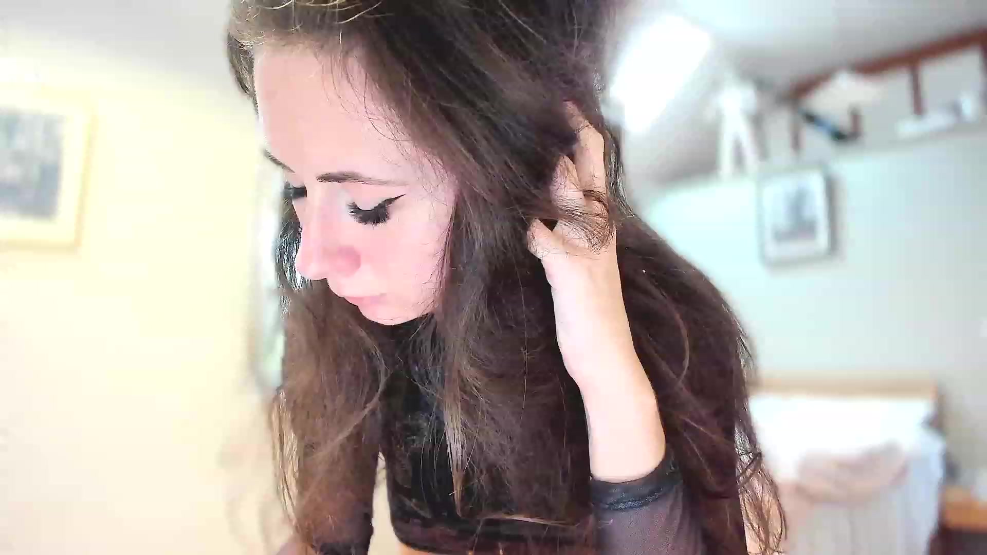 Gallery image thumbnail from Amber_Fry's myfreecams stream on, 03/12/2023, 16:11 image 3 of 20
