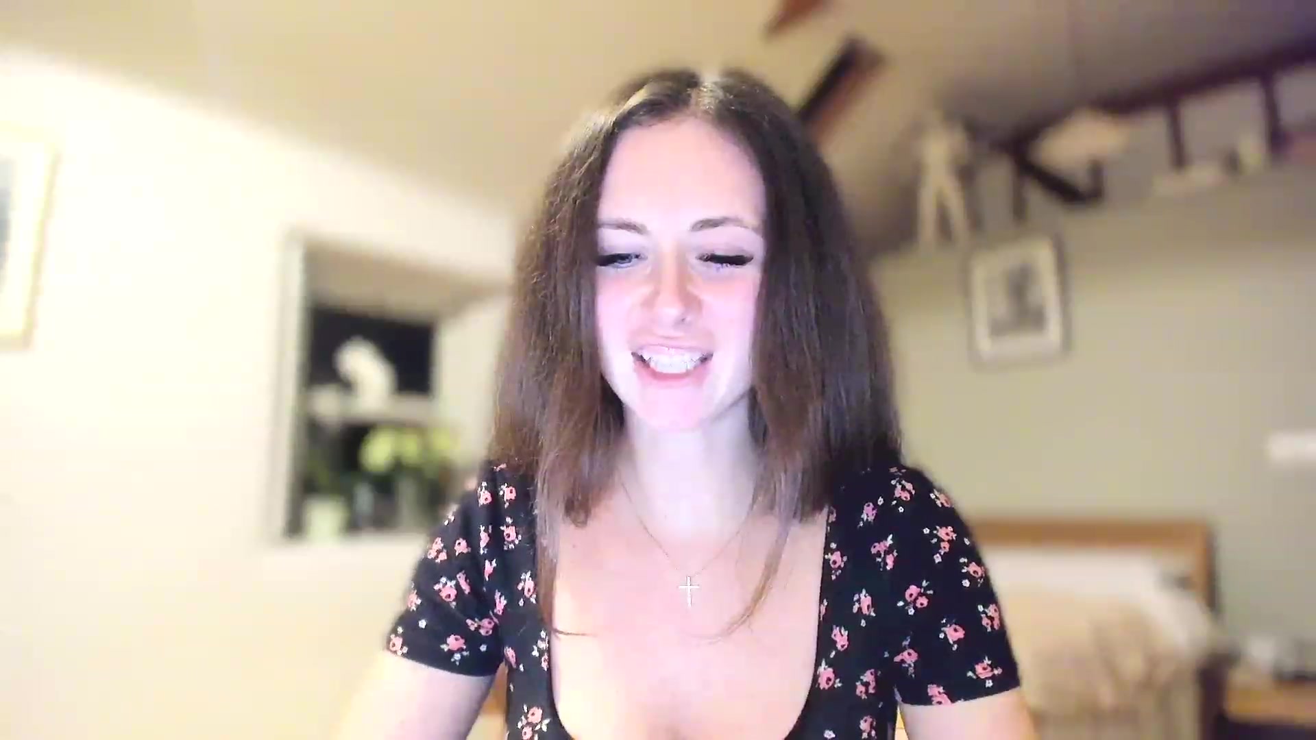 Gallery image thumbnail from Amber_Fry's myfreecams stream on, 03/15/2023, 24:24 image 7 of 20