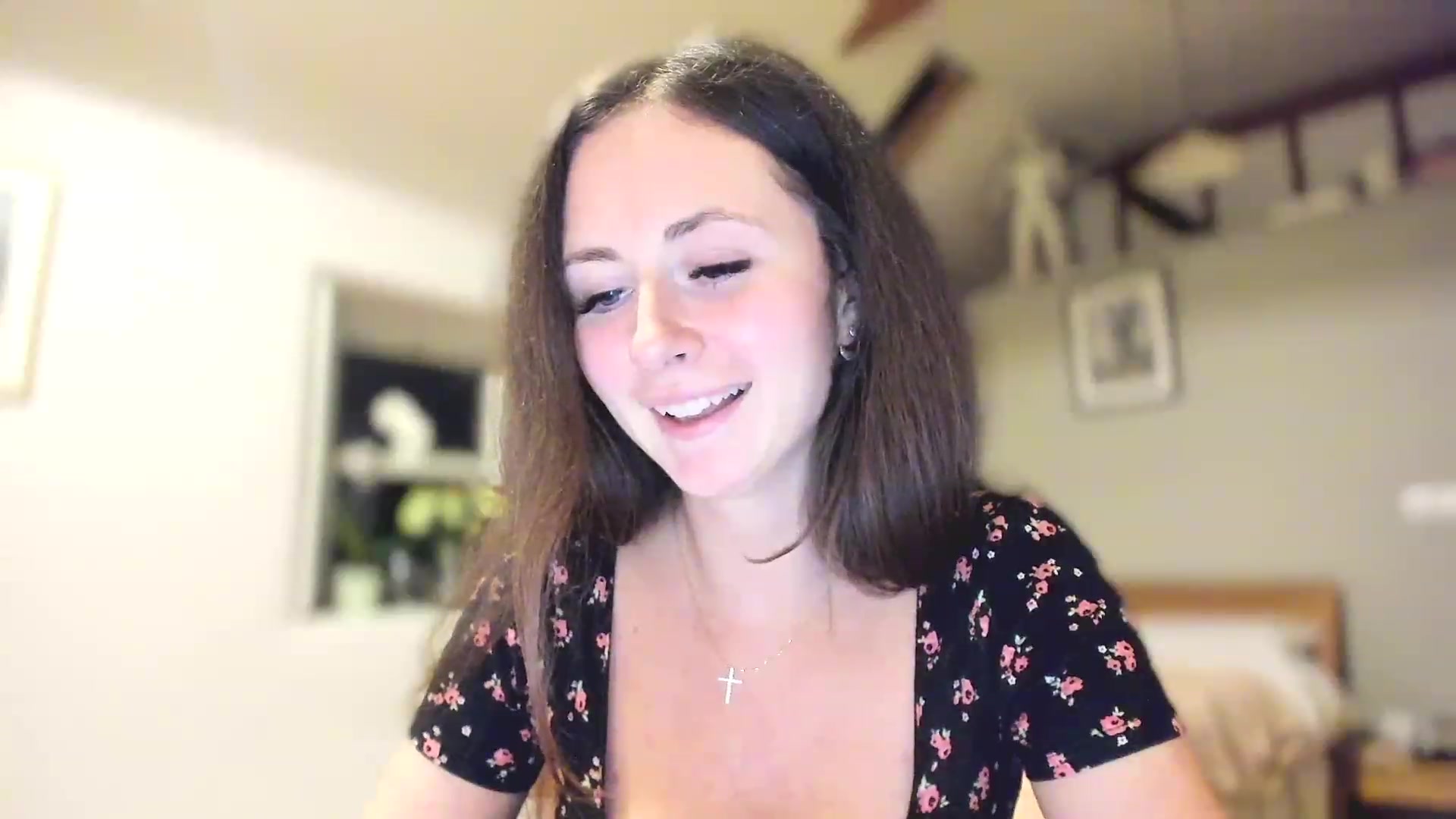 Gallery image thumbnail from Amber_Fry's myfreecams stream on, 03/15/2023, 24:24 image 20 of 20