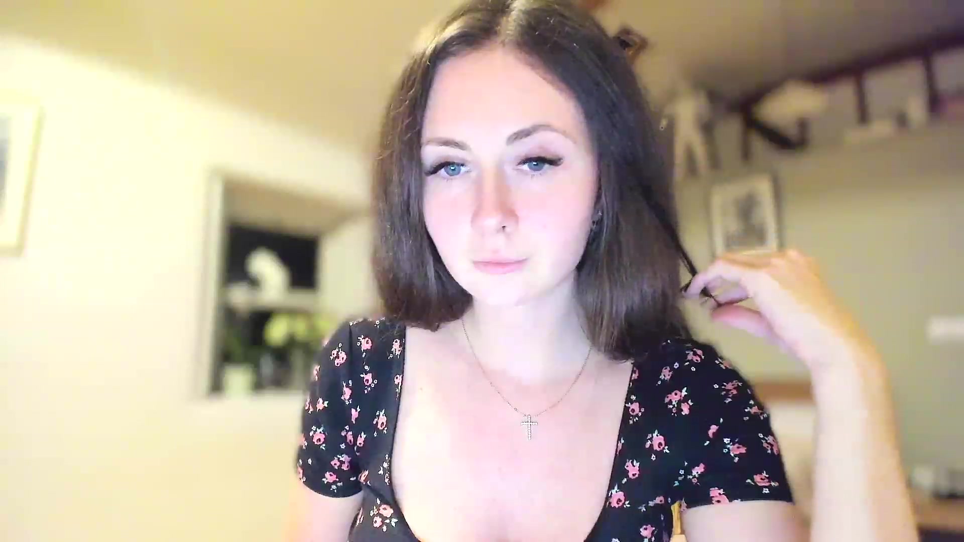 Gallery image thumbnail from Amber_Fry's myfreecams stream on, 03/15/2023, 24:24 image 12 of 20
