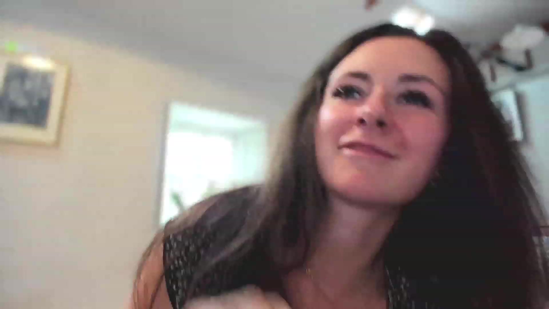 Gallery image thumbnail from Amber_Fry's myfreecams stream on, 03/17/2023, 16:17 image 5 of 20