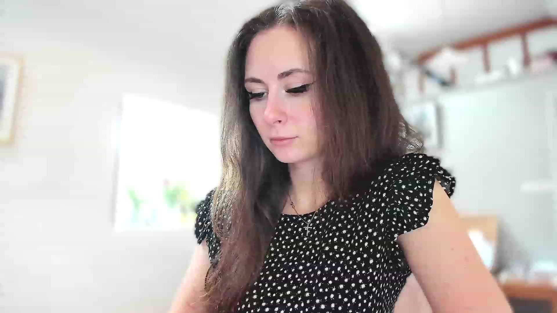 Gallery image thumbnail from Amber_Fry's myfreecams stream on, 03/18/2023, 13:48 image 3 of 20