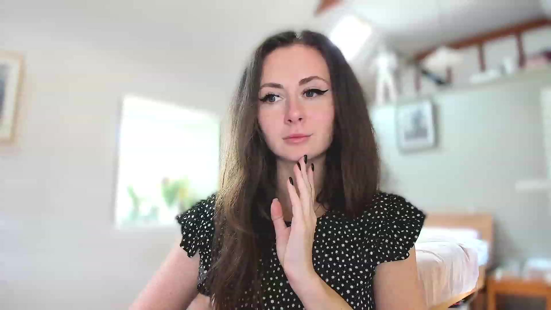 Gallery image thumbnail from Amber_Fry's myfreecams stream on, 03/18/2023, 13:48 image 8 of 20