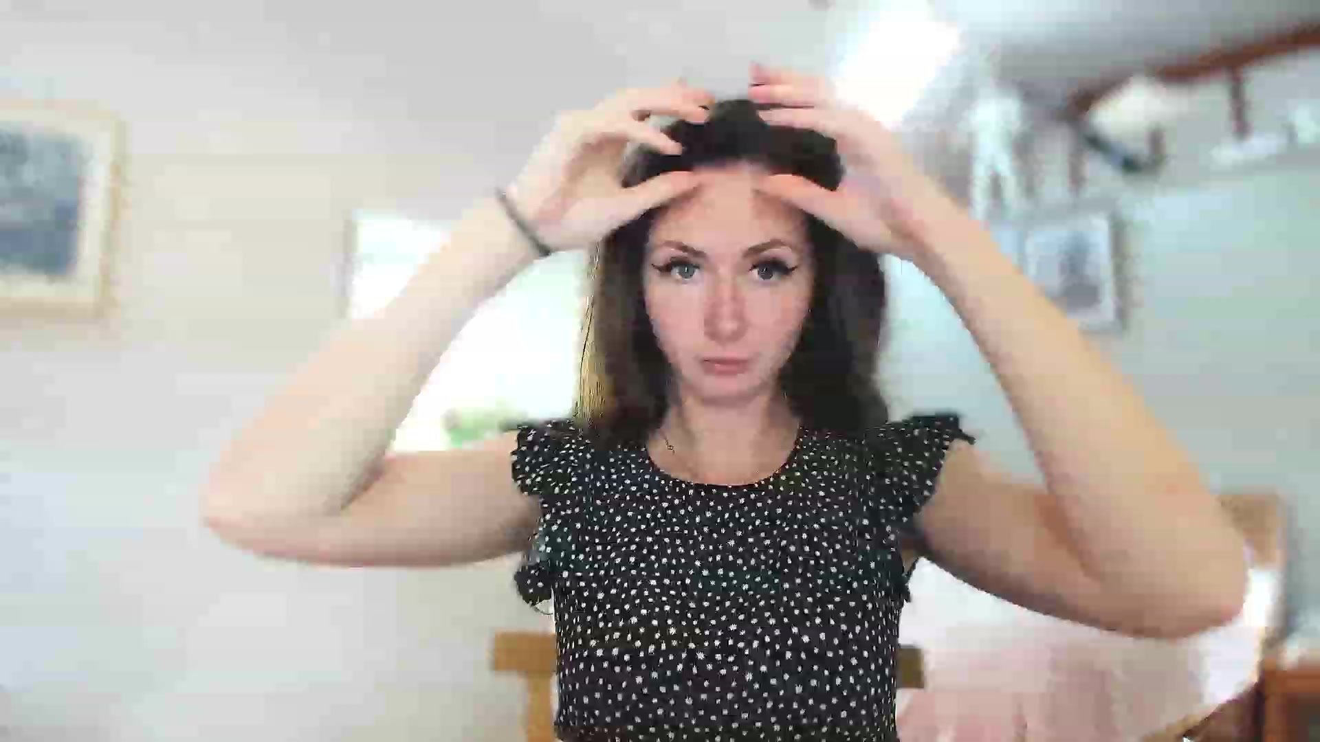 Gallery image thumbnail from Amber_Fry's myfreecams stream on, 03/18/2023, 14:14 image 18 of 20