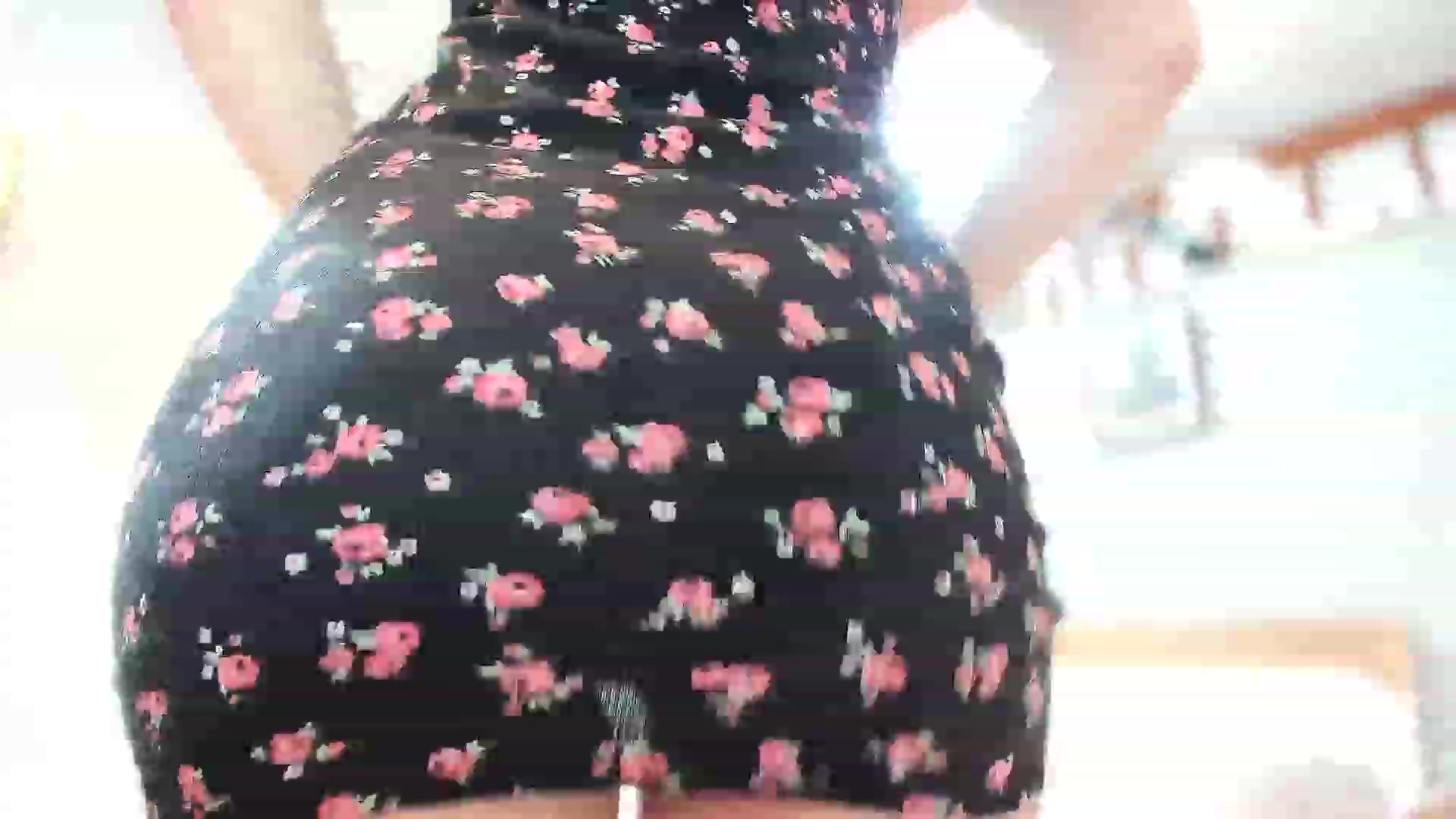 Gallery image thumbnail from Amber_Fry's myfreecams stream on, 04/01/2023, 13:46 image 5 of 20