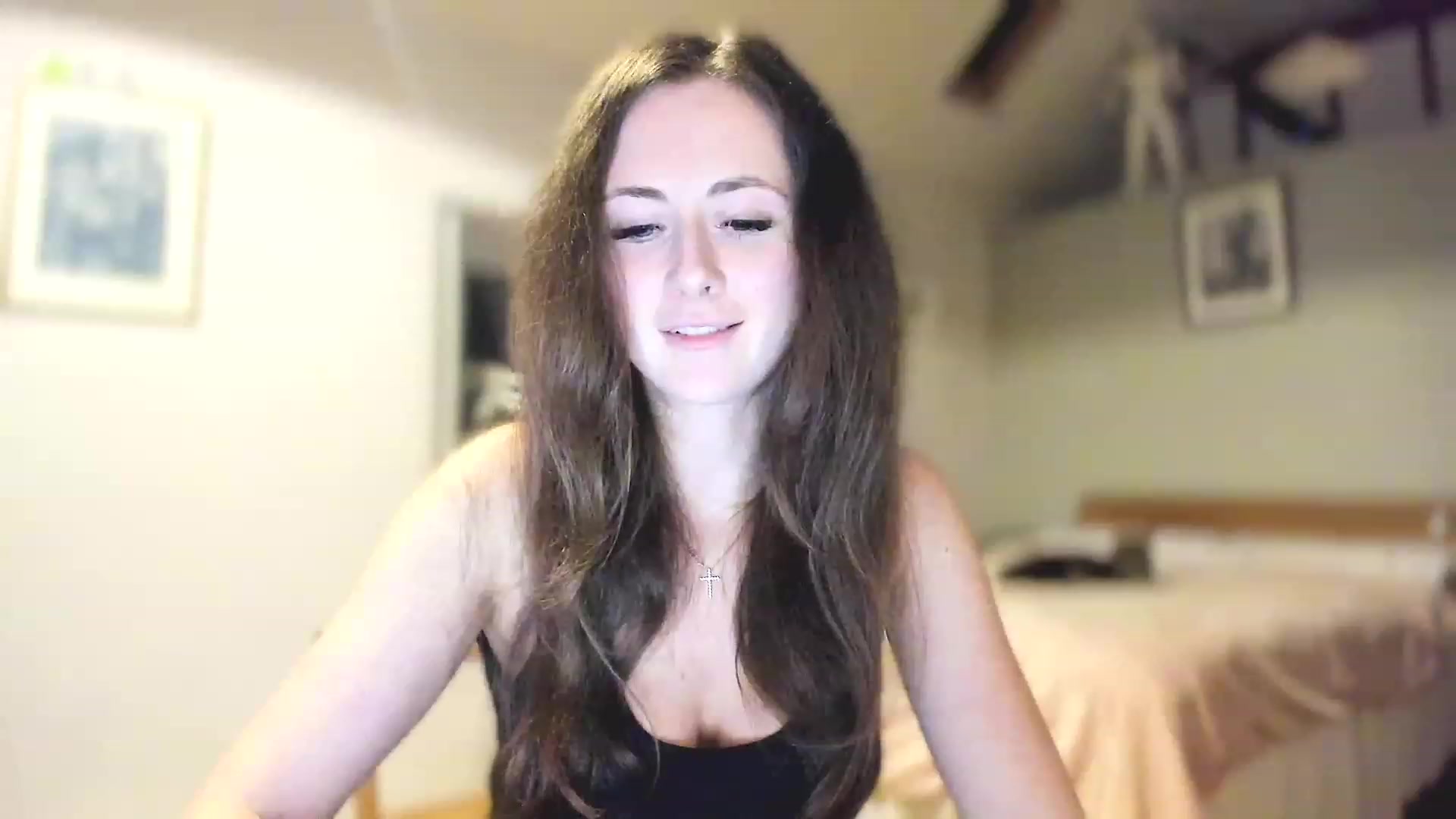 Gallery image thumbnail from Amber_Fry's myfreecams stream on, 04/05/2023, 22:50 image 2 of 20