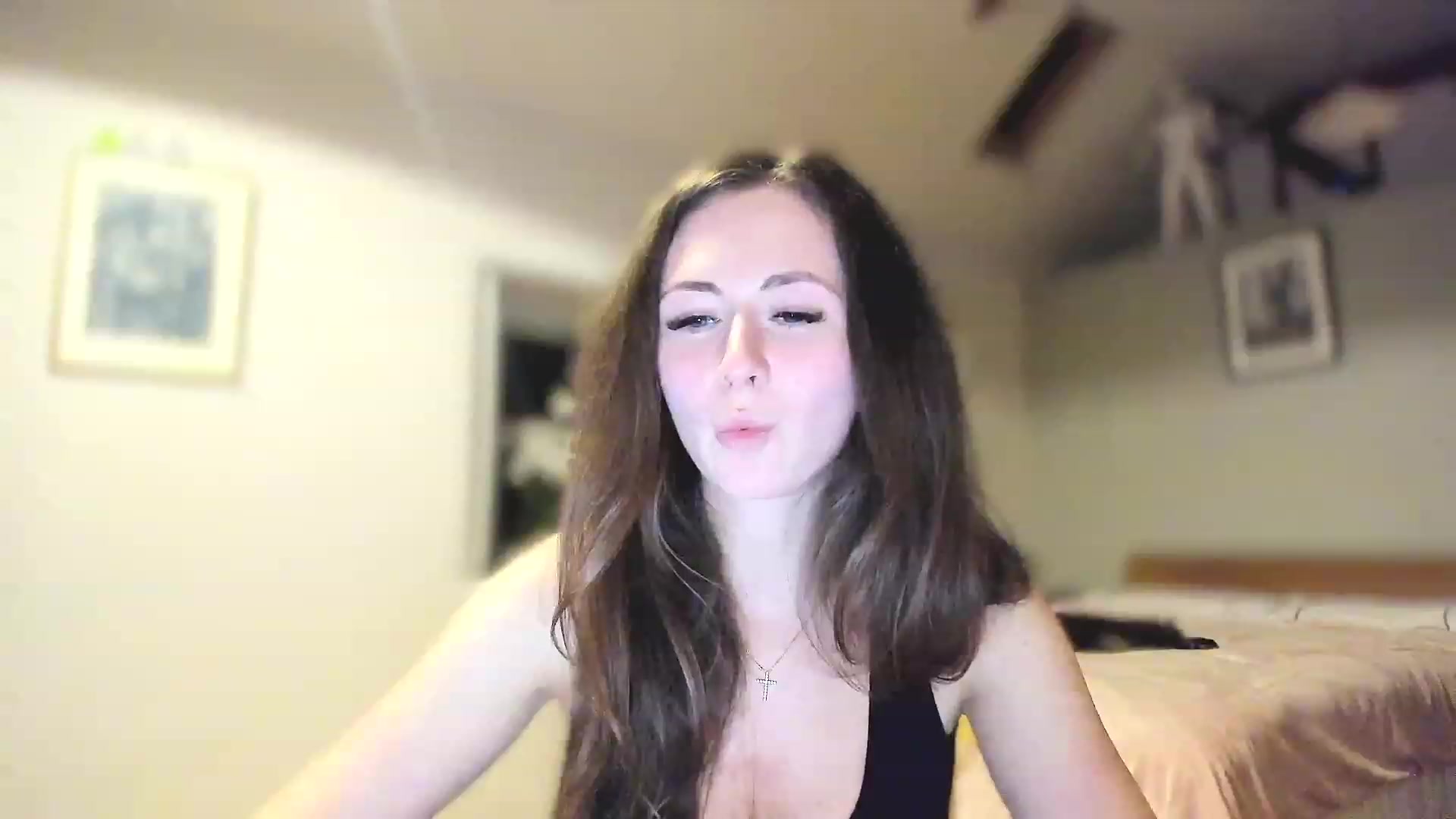 Gallery image thumbnail from Amber_Fry's myfreecams stream on, 04/05/2023, 22:50 image 20 of 20