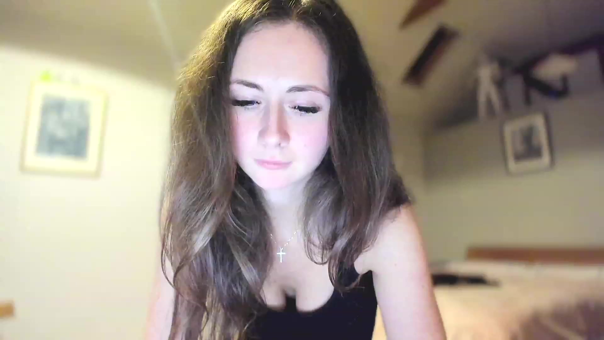 Gallery image thumbnail from Amber_Fry's myfreecams stream on, 04/05/2023, 22:50 image 18 of 20