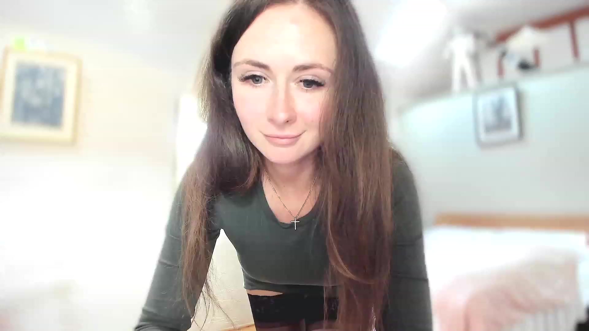 Gallery image thumbnail from Amber_Fry's myfreecams stream on, 04/08/2023, 15:33 image 18 of 20