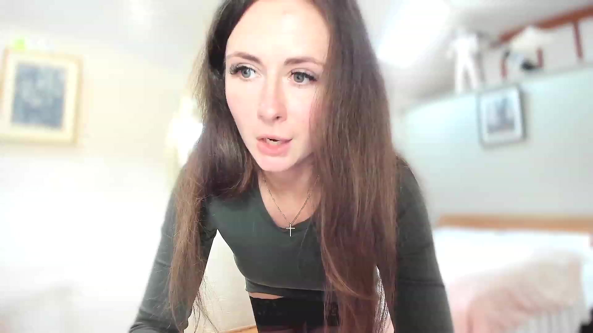 Gallery image thumbnail from Amber_Fry's myfreecams stream on, 04/08/2023, 15:33 image 19 of 20