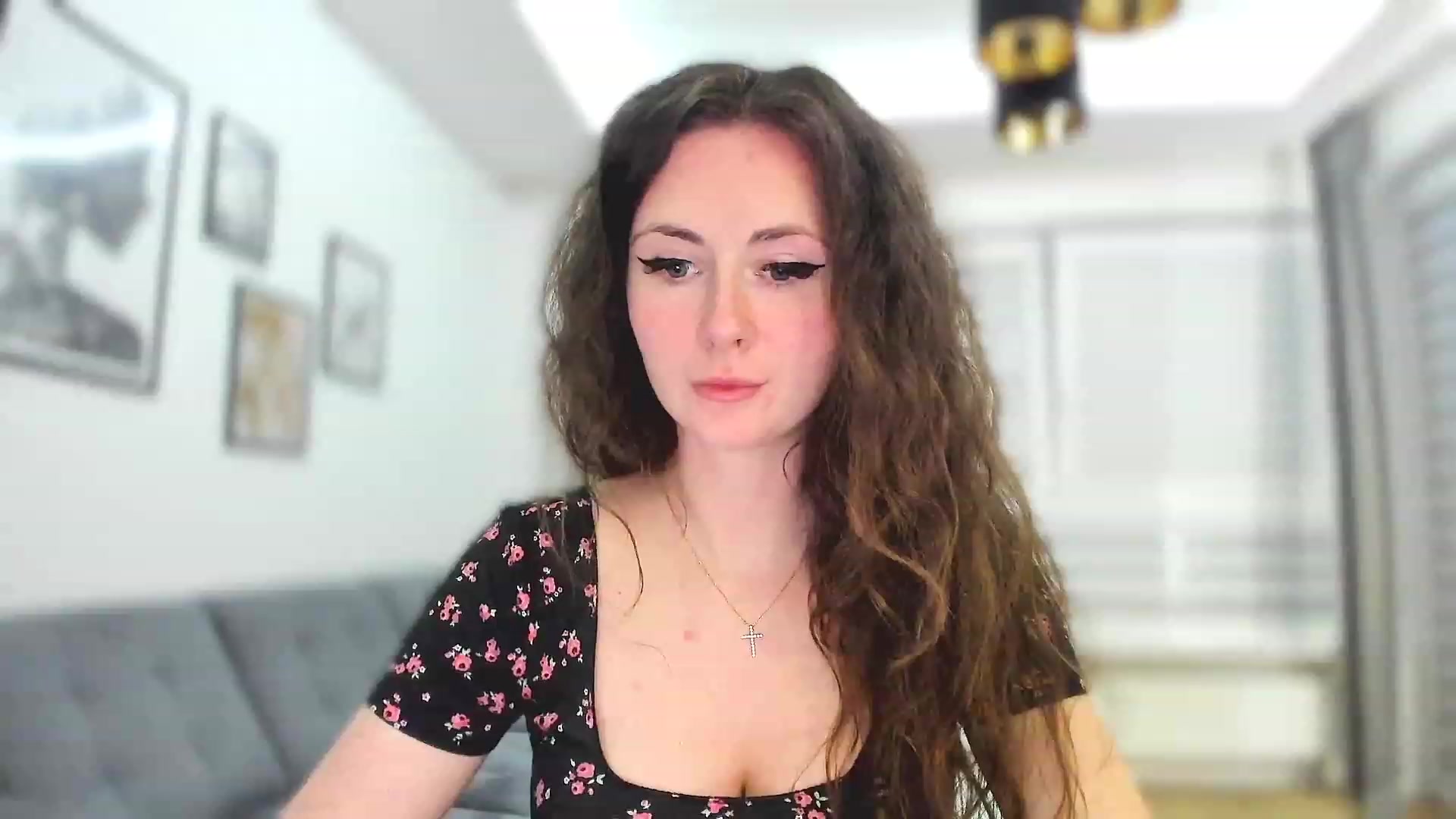 Gallery image thumbnail from Amber_Fry's myfreecams stream on, 04/20/2023, 21:13 image 17 of 20