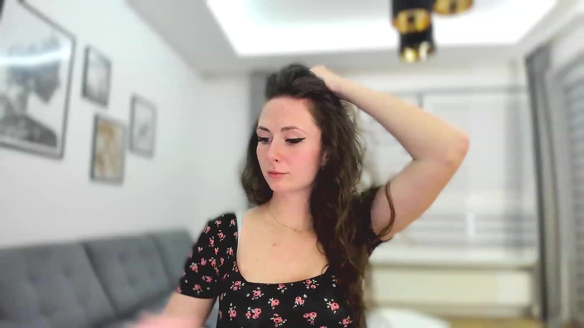 Gallery image thumbnail from Amber_Fry's myfreecams stream on, 04/20/2023, 21:13 image 20 of 20