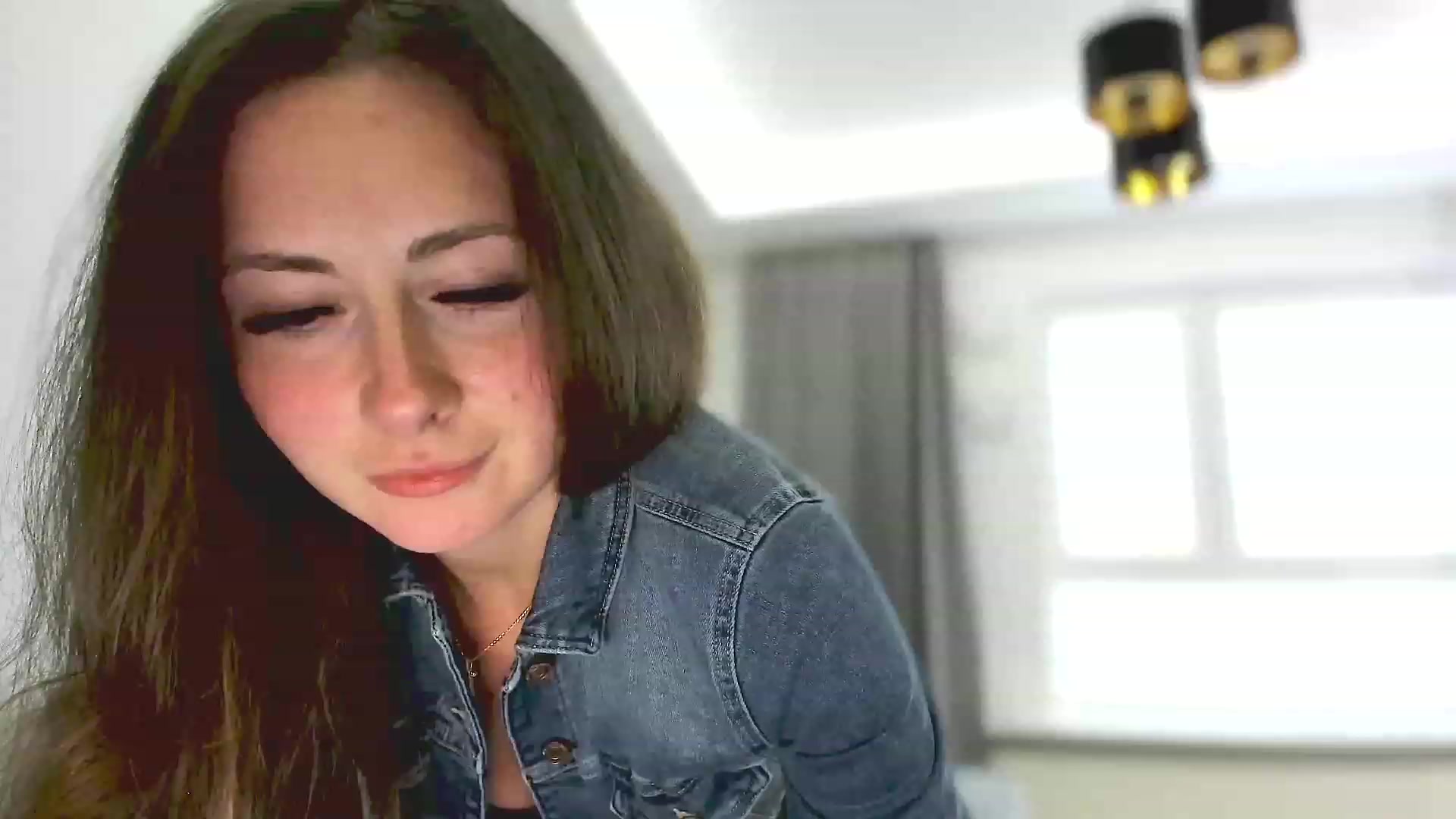 Gallery image thumbnail from Amber_Fry's myfreecams stream on, 04/22/2023, 17:55 image 3 of 20