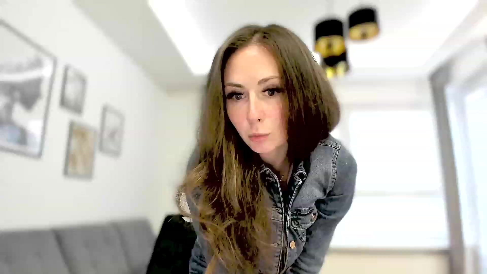 Gallery image thumbnail from Amber_Fry's myfreecams stream on, 04/22/2023, 17:55 image 7 of 20