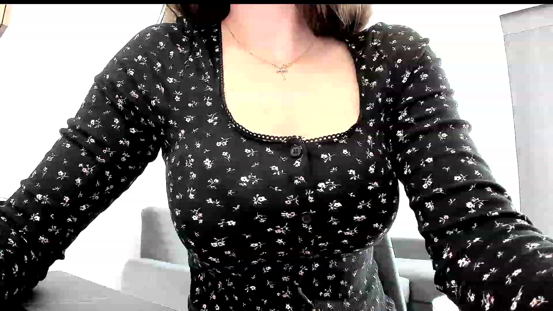 Gallery image thumbnail from Amber_Fry's myfreecams stream on, 05/02/2023, 15:55 image 4 of 20