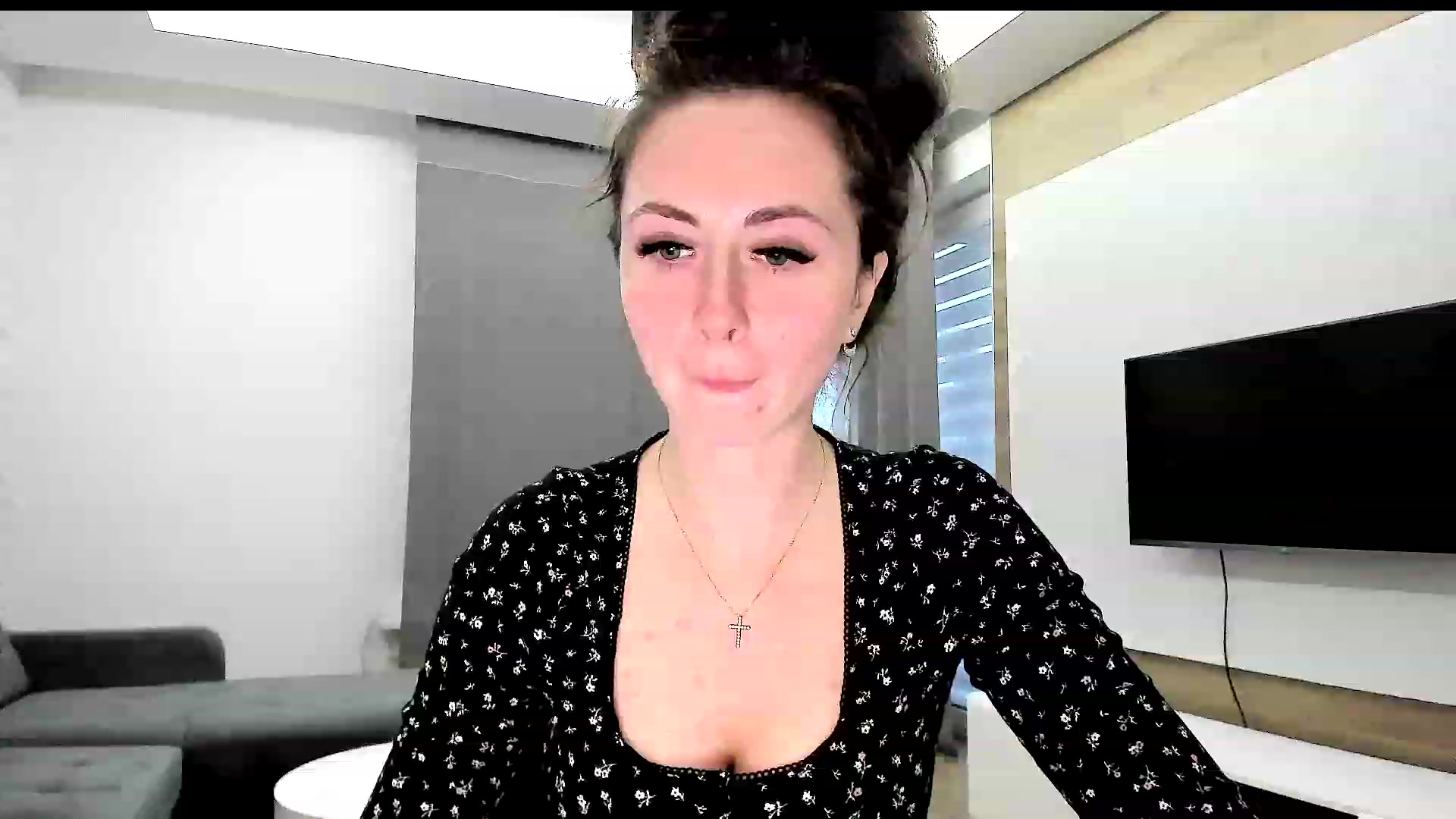 Gallery image thumbnail from Amber_Fry's myfreecams stream on, 05/02/2023, 18:10 image 12 of 20