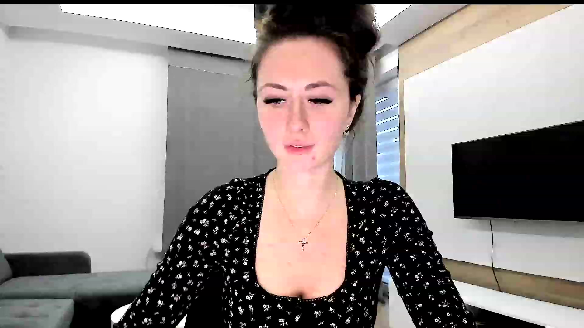 Gallery image thumbnail from Amber_Fry's myfreecams stream on, 05/02/2023, 18:10 image 7 of 20