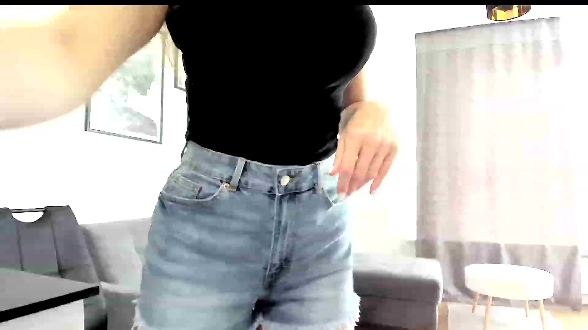 Gallery image thumbnail from Amber_Fry's myfreecams stream on, 05/05/2023, 13:29 image 15 of 20