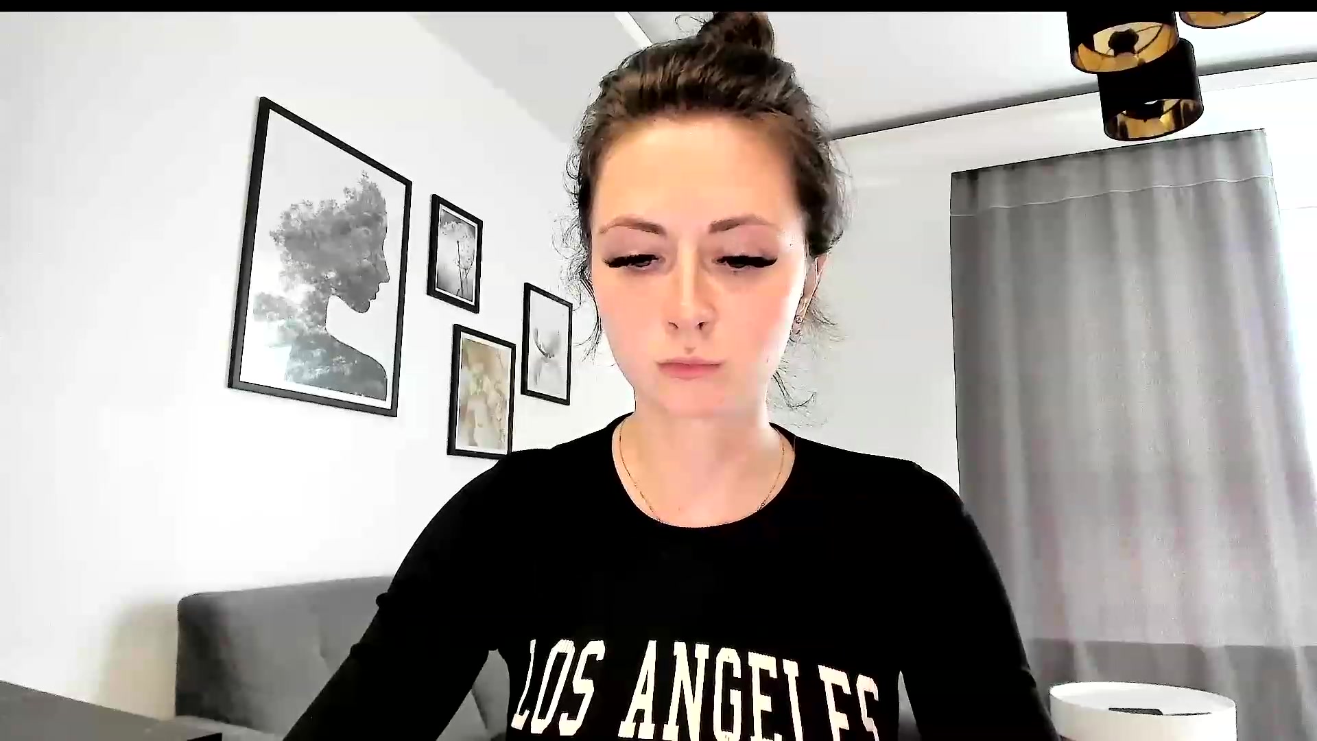 Gallery image thumbnail from Amber_Fry's myfreecams stream on, 05/26/2023, 17:13 image 16 of 20