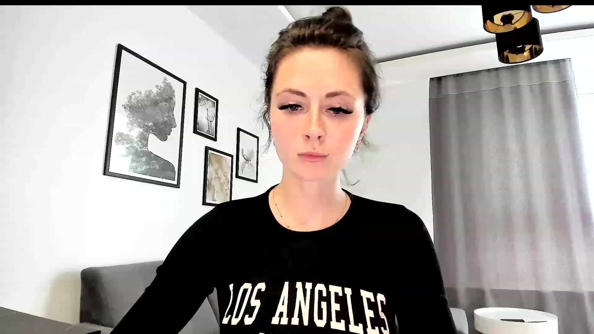 Gallery image thumbnail from Amber_Fry's myfreecams stream on, 05/26/2023, 17:13 image 15 of 20