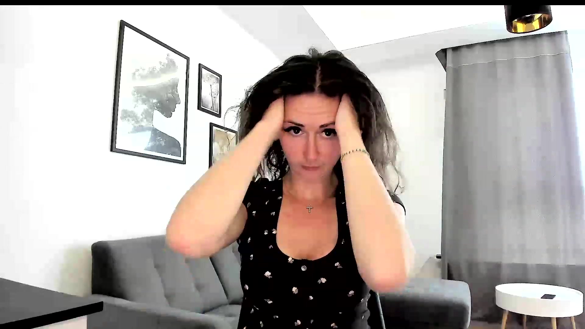 Gallery image thumbnail from Amber_Fry's myfreecams stream on, 05/31/2023, 17:22 image 3 of 20