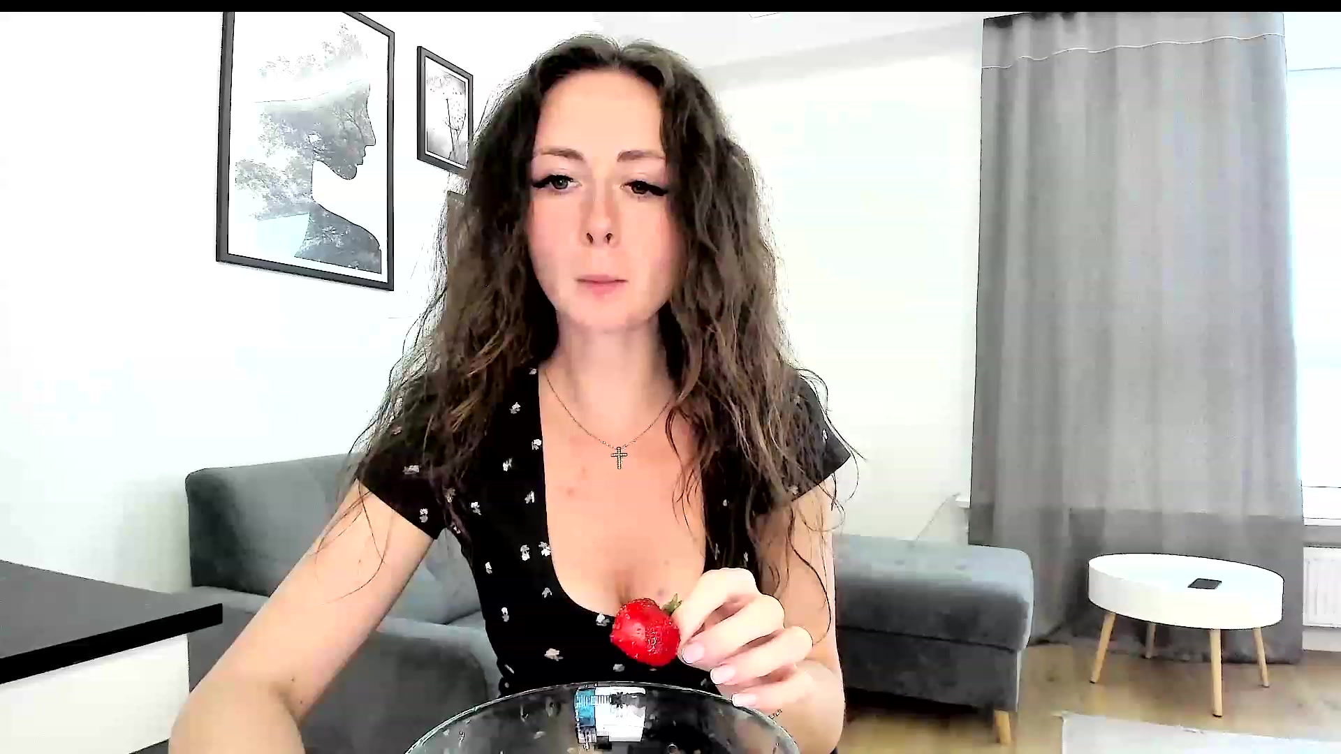 Gallery image thumbnail from Amber_Fry's myfreecams stream on, 05/31/2023, 18:47 image 5 of 20