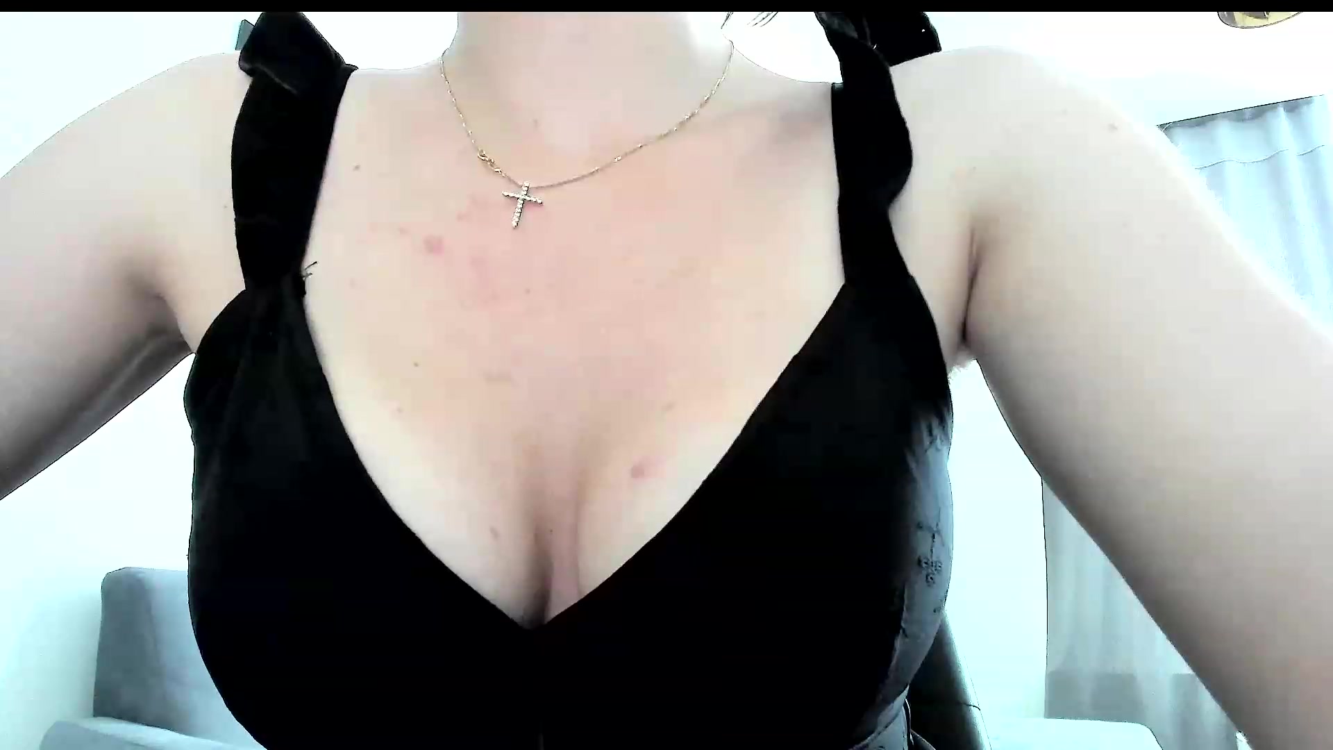 Gallery image thumbnail from Amber_Fry's myfreecams stream on, 06/01/2023, 14:09 image 3 of 20