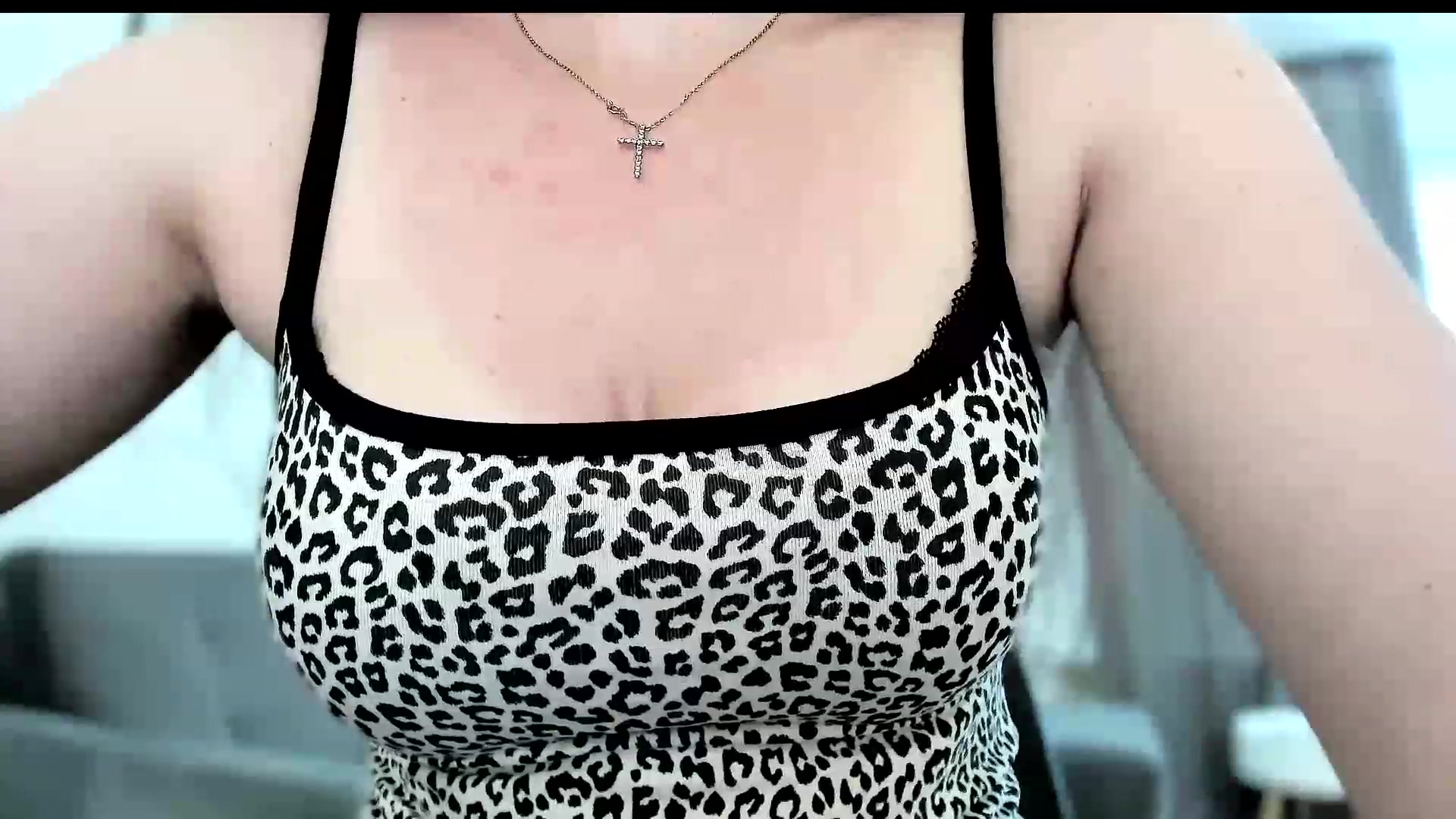 Gallery image thumbnail from Amber_Fry's myfreecams stream on, 06/02/2023, 18:35 image 17 of 20