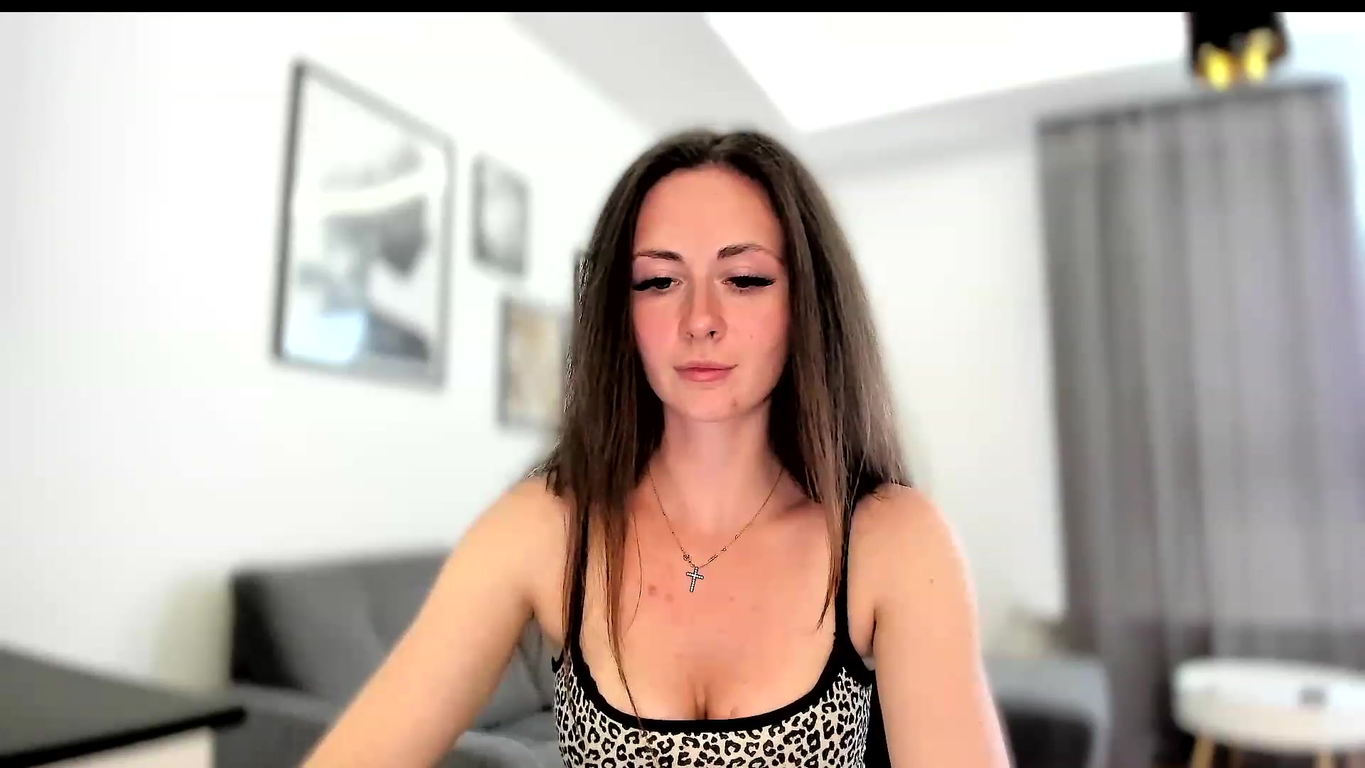 Gallery image thumbnail from Amber_Fry's myfreecams stream on, 06/02/2023, 18:35 image 6 of 20