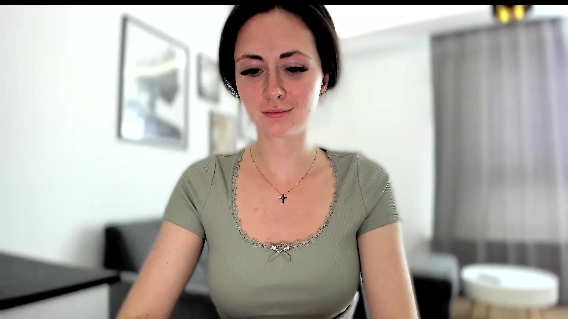 Gallery image thumbnail from Amber_Fry's myfreecams stream on, 06/05/2023, 15:22 image 20 of 20