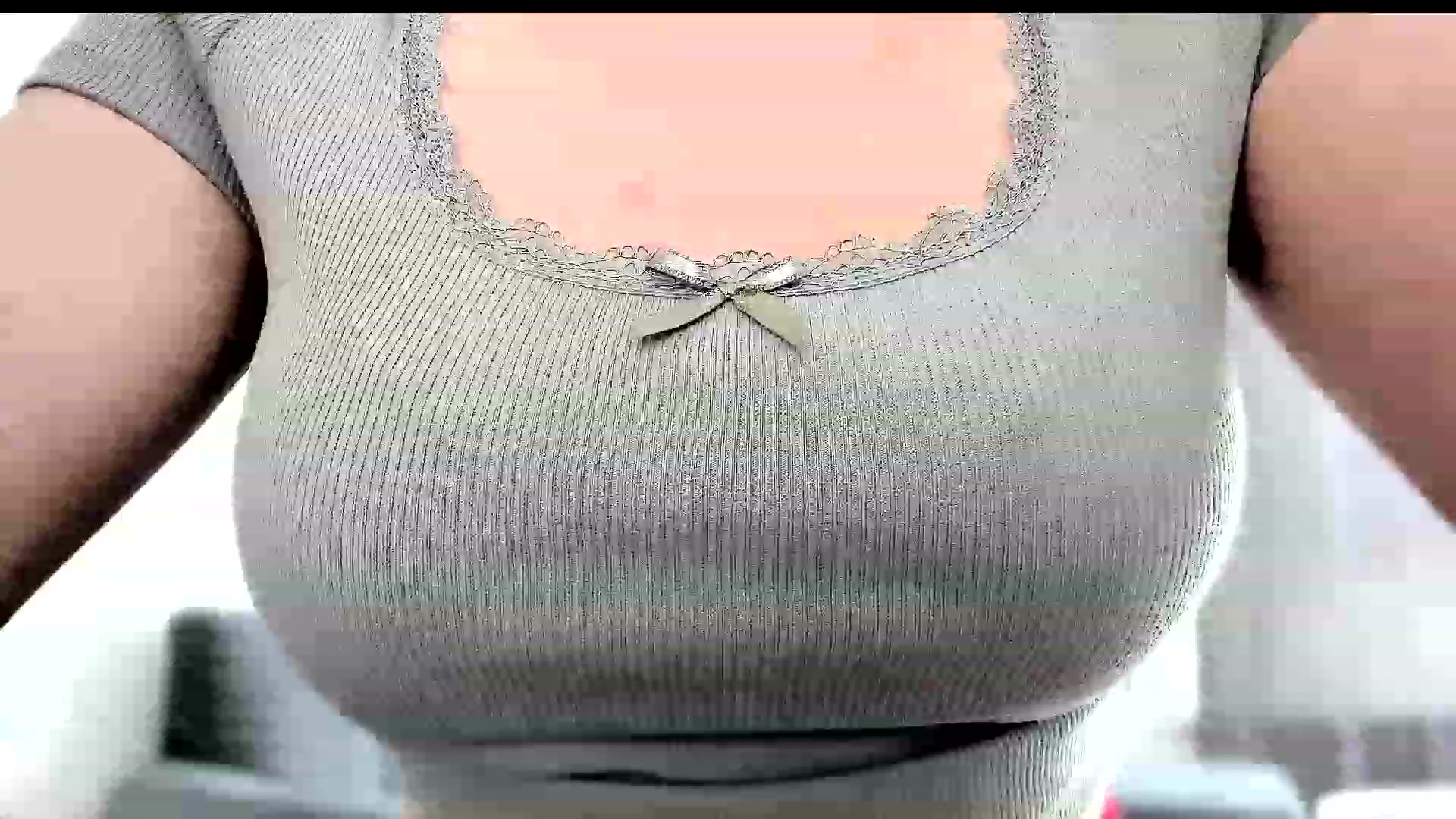 Gallery image thumbnail from Amber_Fry's myfreecams stream on, 06/05/2023, 15:22 image 8 of 20